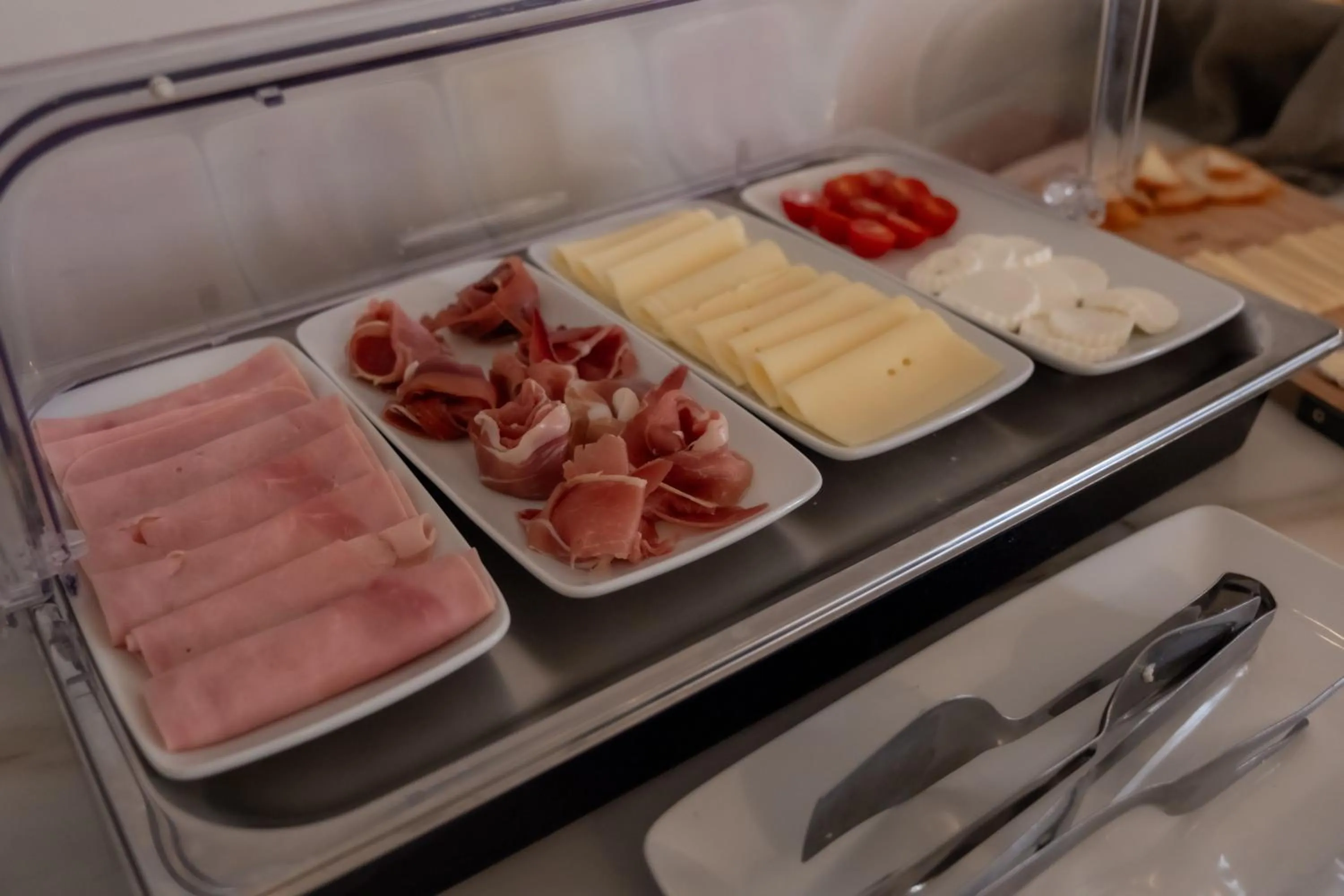 Breakfast in Marquês Garden House by Olivia