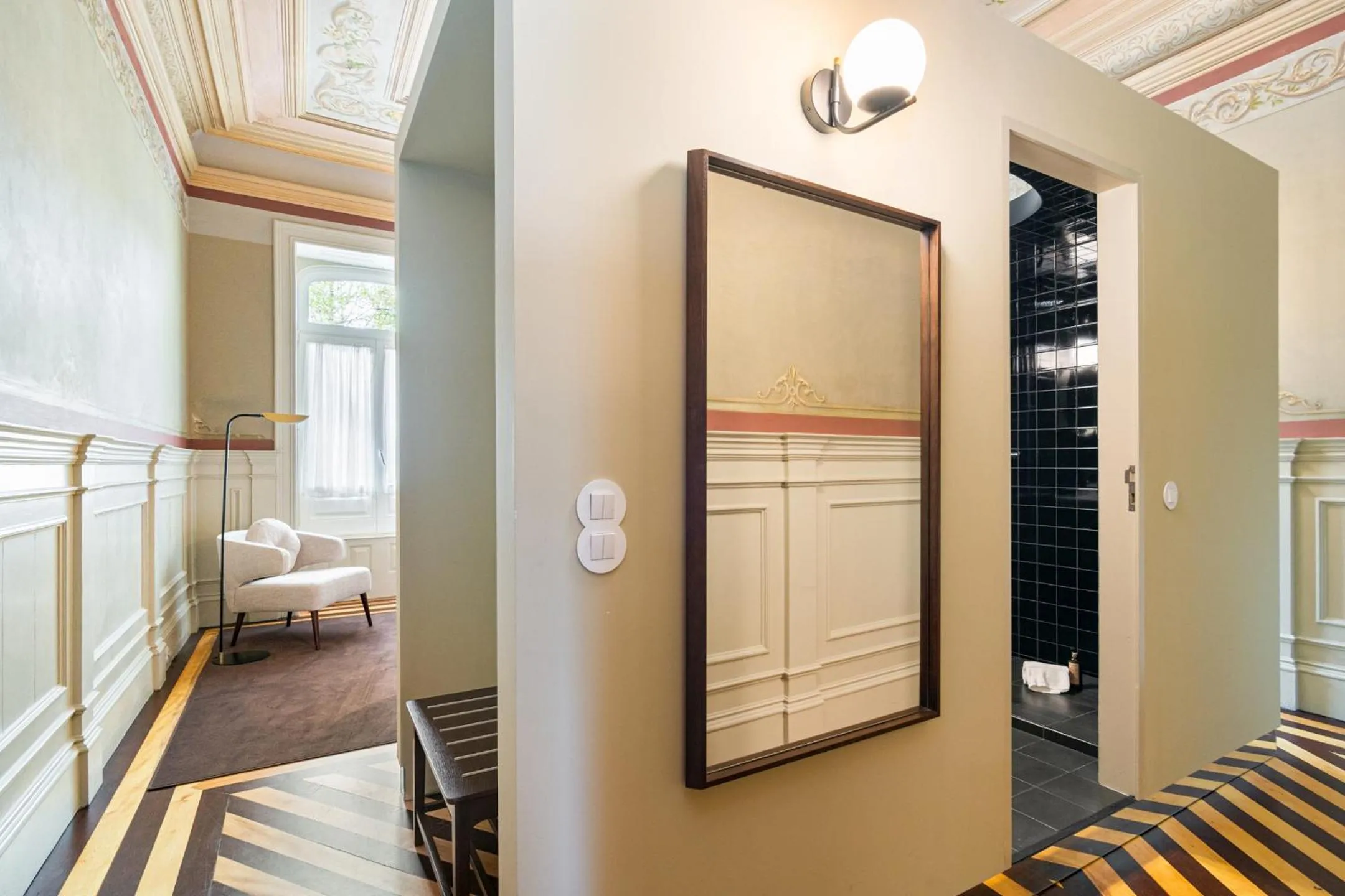 Bathroom, Bed in Marquês Garden House by Olivia