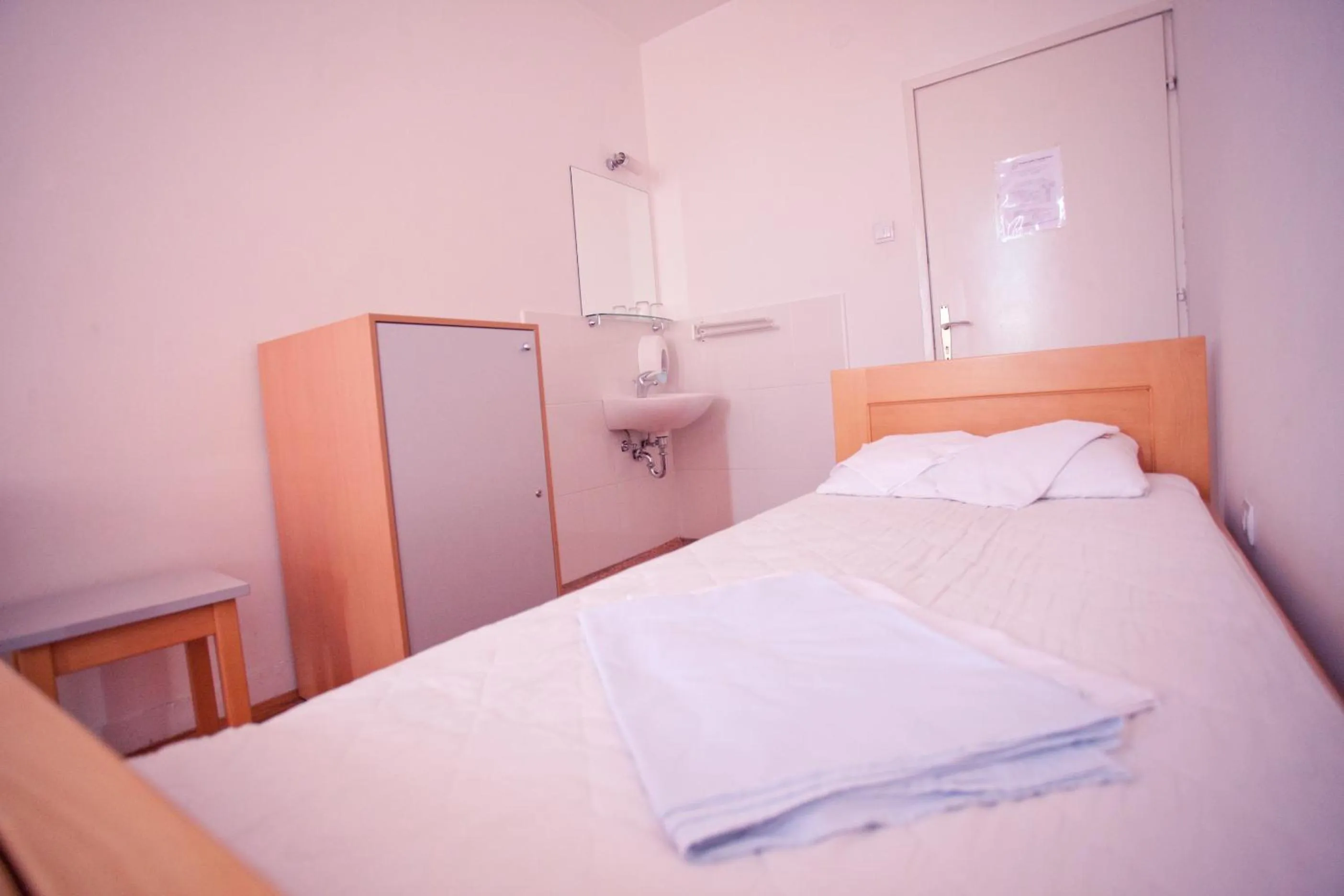 Bed in HI Hostel Zagreb