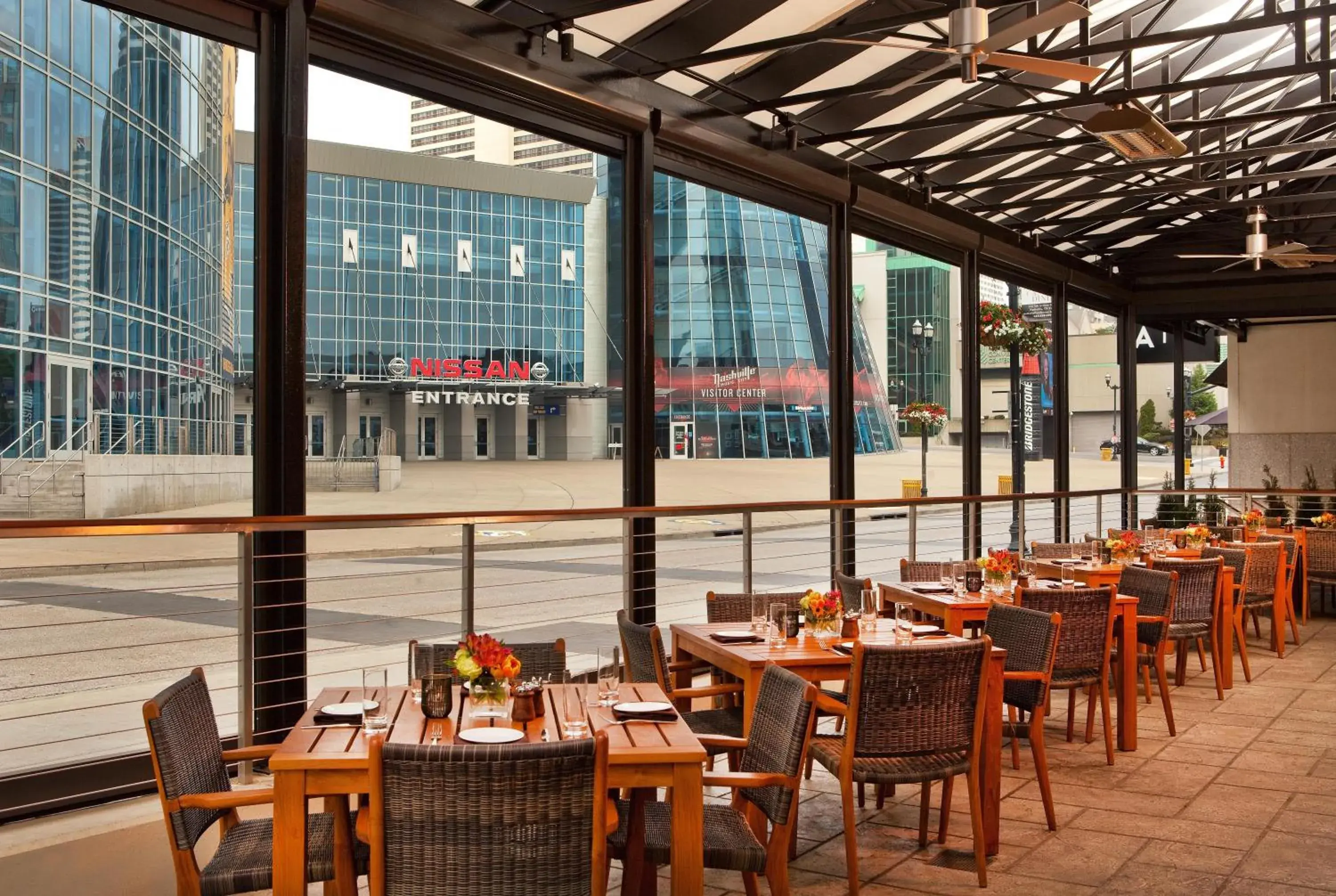 Restaurant/places to eat in Hilton Nashville Downtown Restaurant/places to eat in Hilton Nashville Downtown