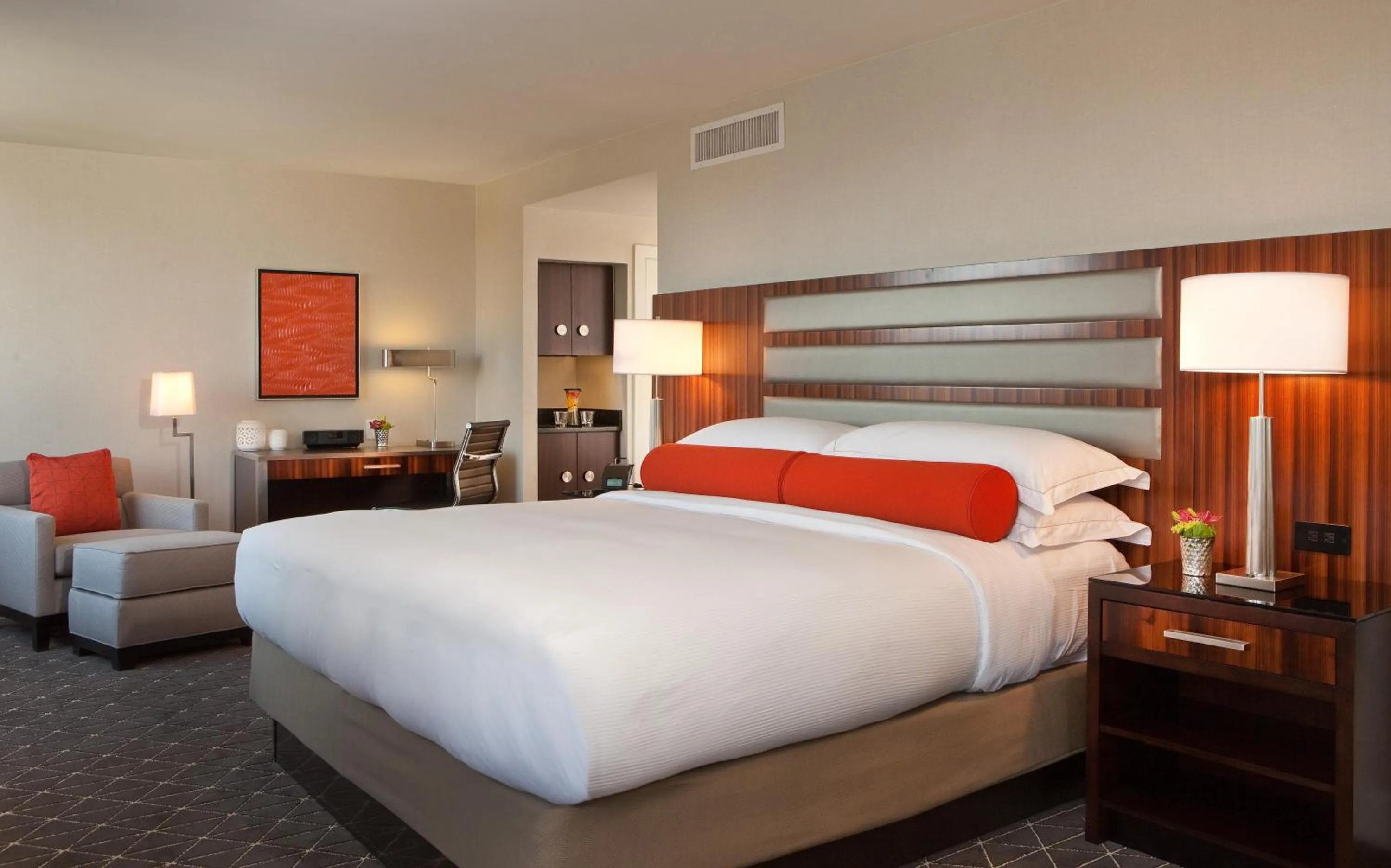 Other, Bed in Hilton Nashville Downtown