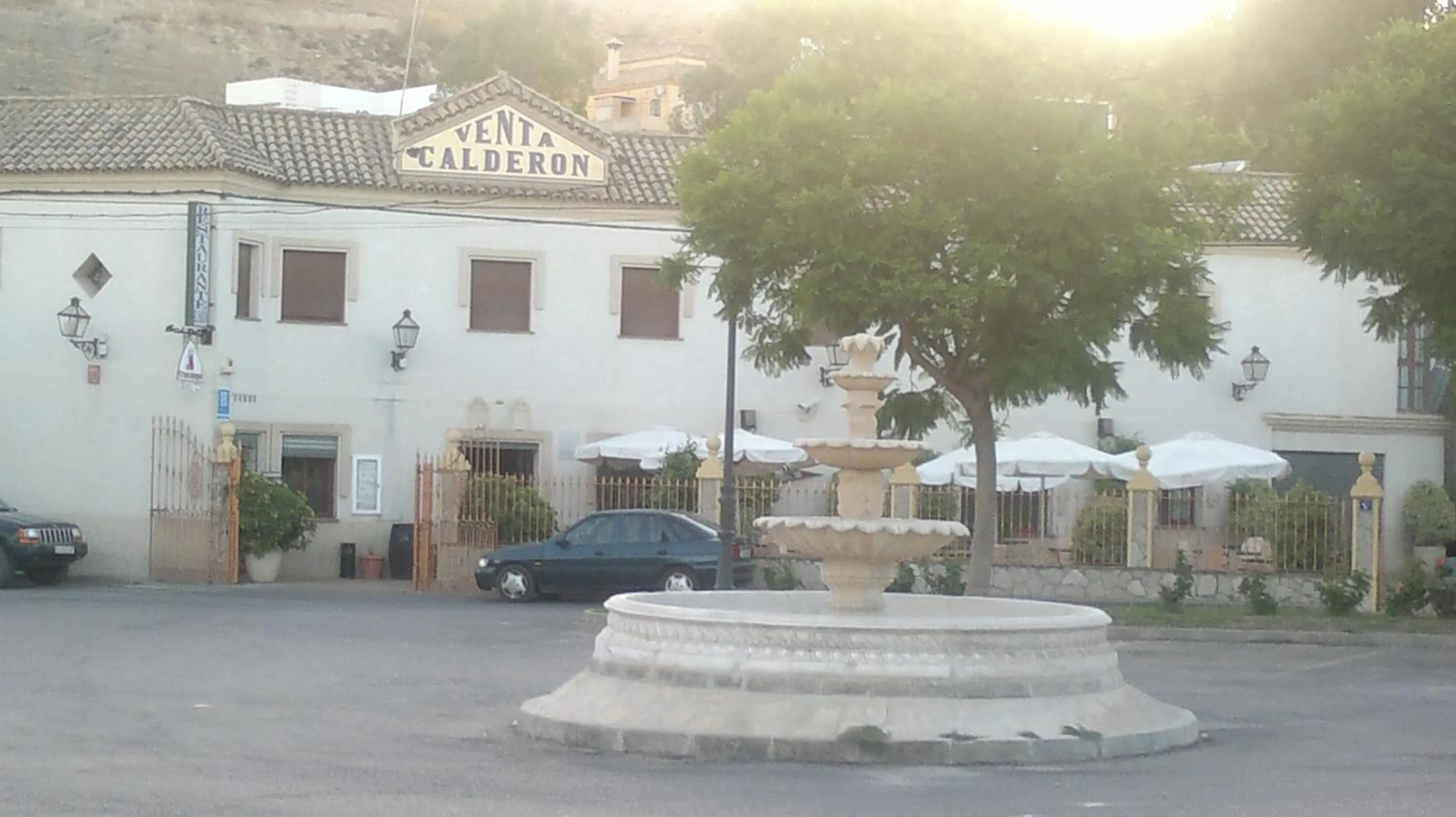 Facade/entrance in Hotel Restaurante Calderon