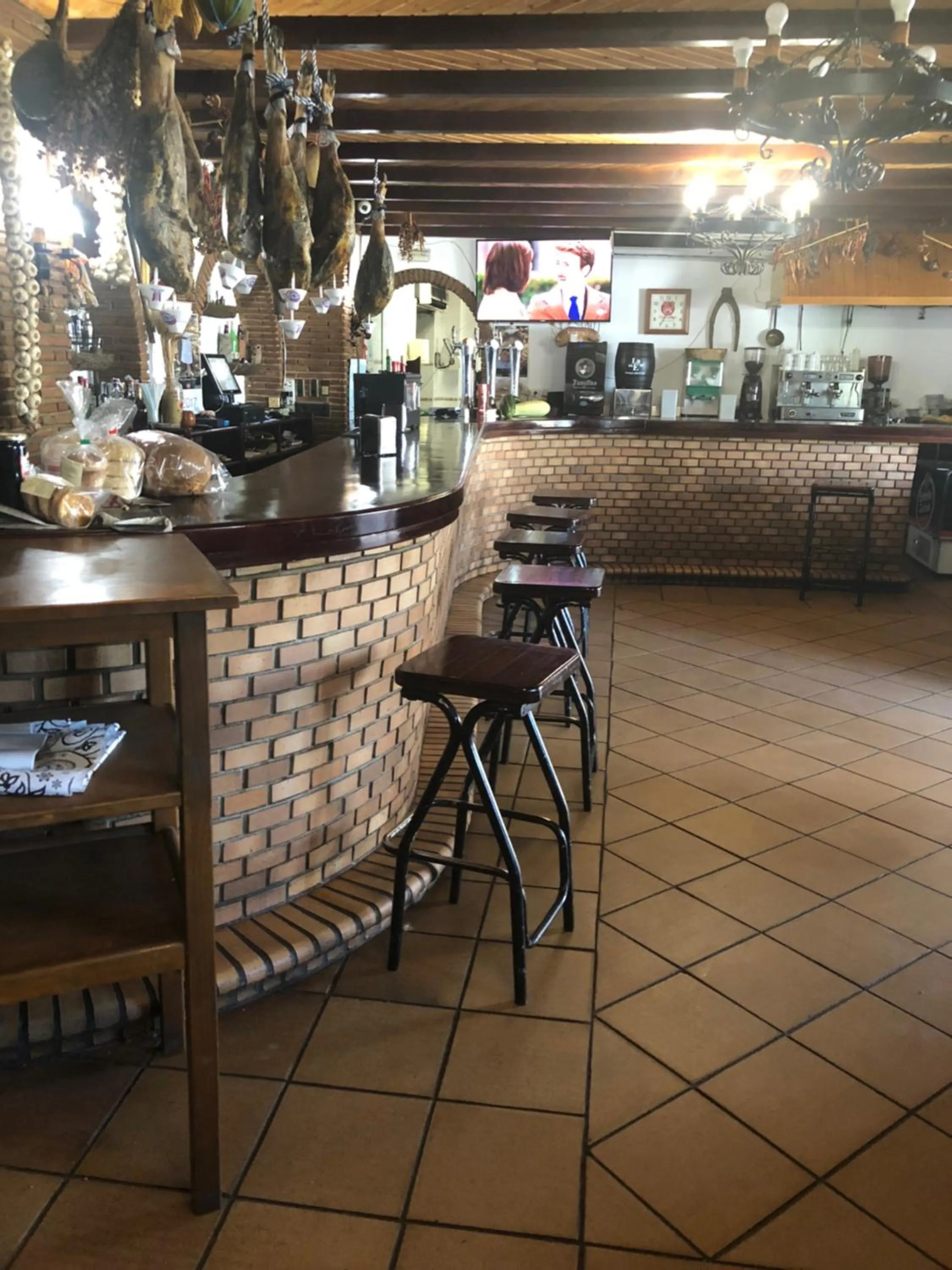 Restaurant/places to eat in Hotel Restaurante Calderon