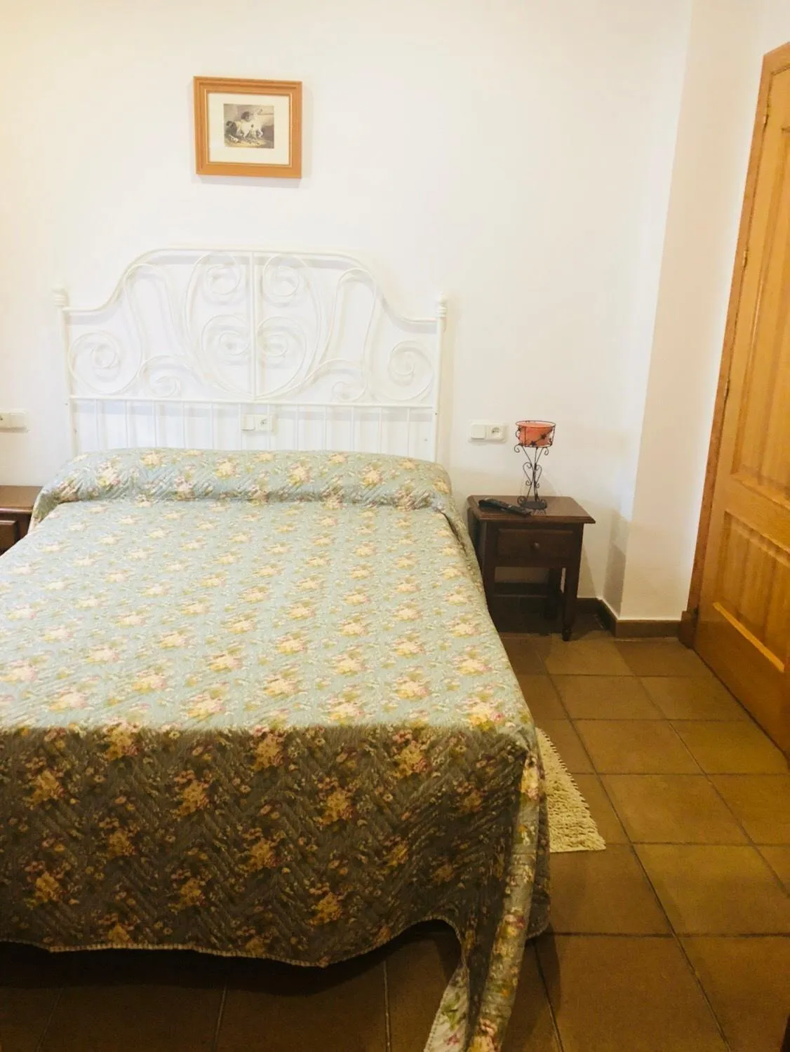 Bed in Hotel Restaurante Calderon