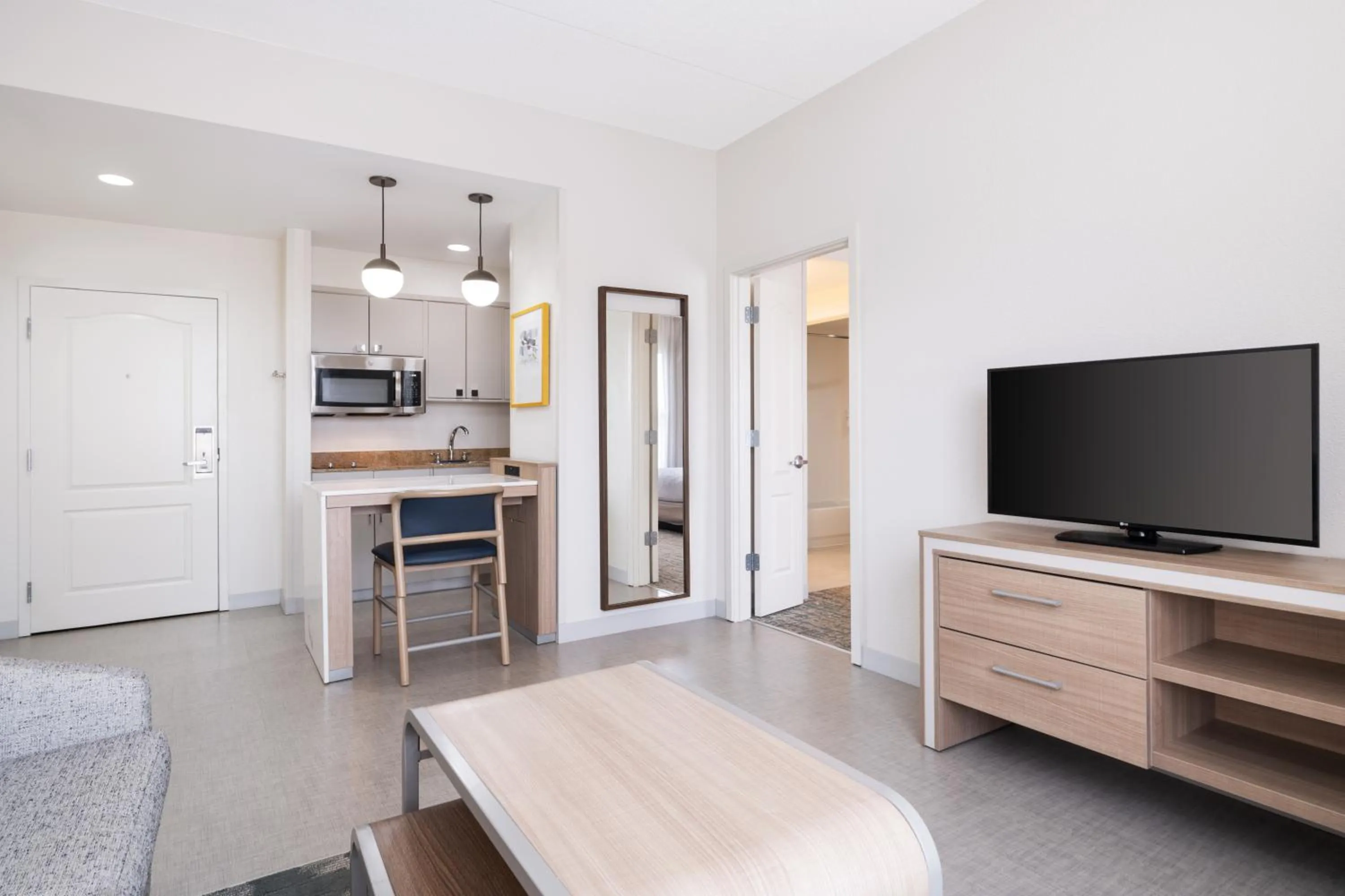 TV and multimedia in Homewood Suites by Hilton Columbia, SC