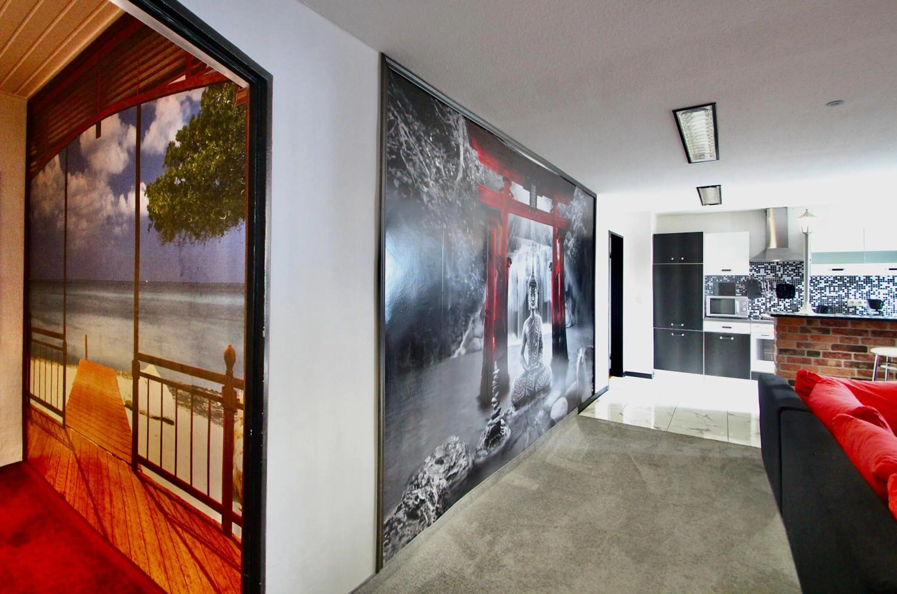 Photo of the whole room, Bed in Suite-Apartment-Essen