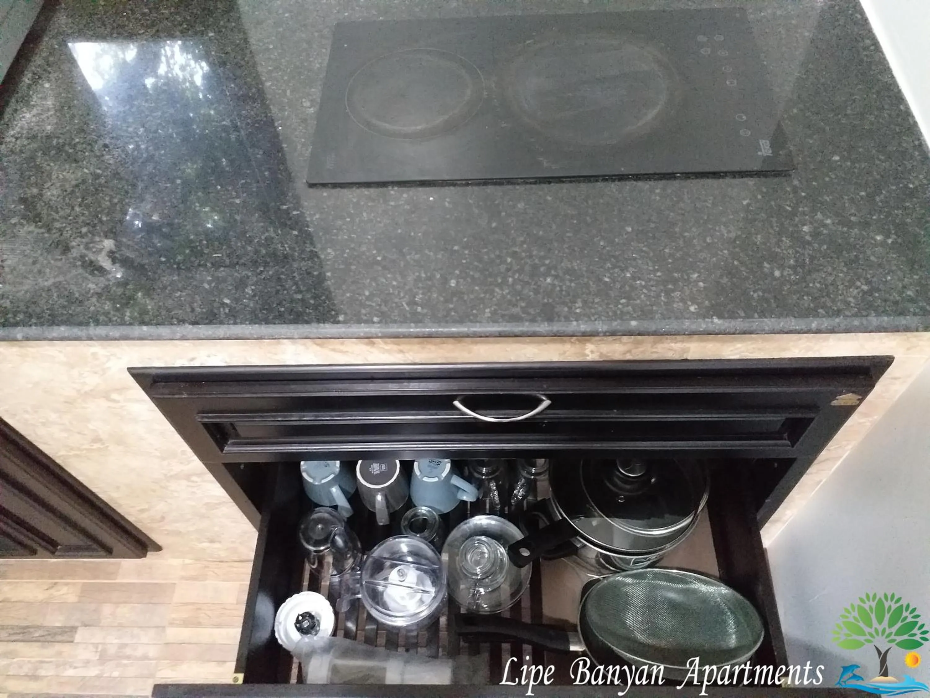 Lipe Banyan Apartments