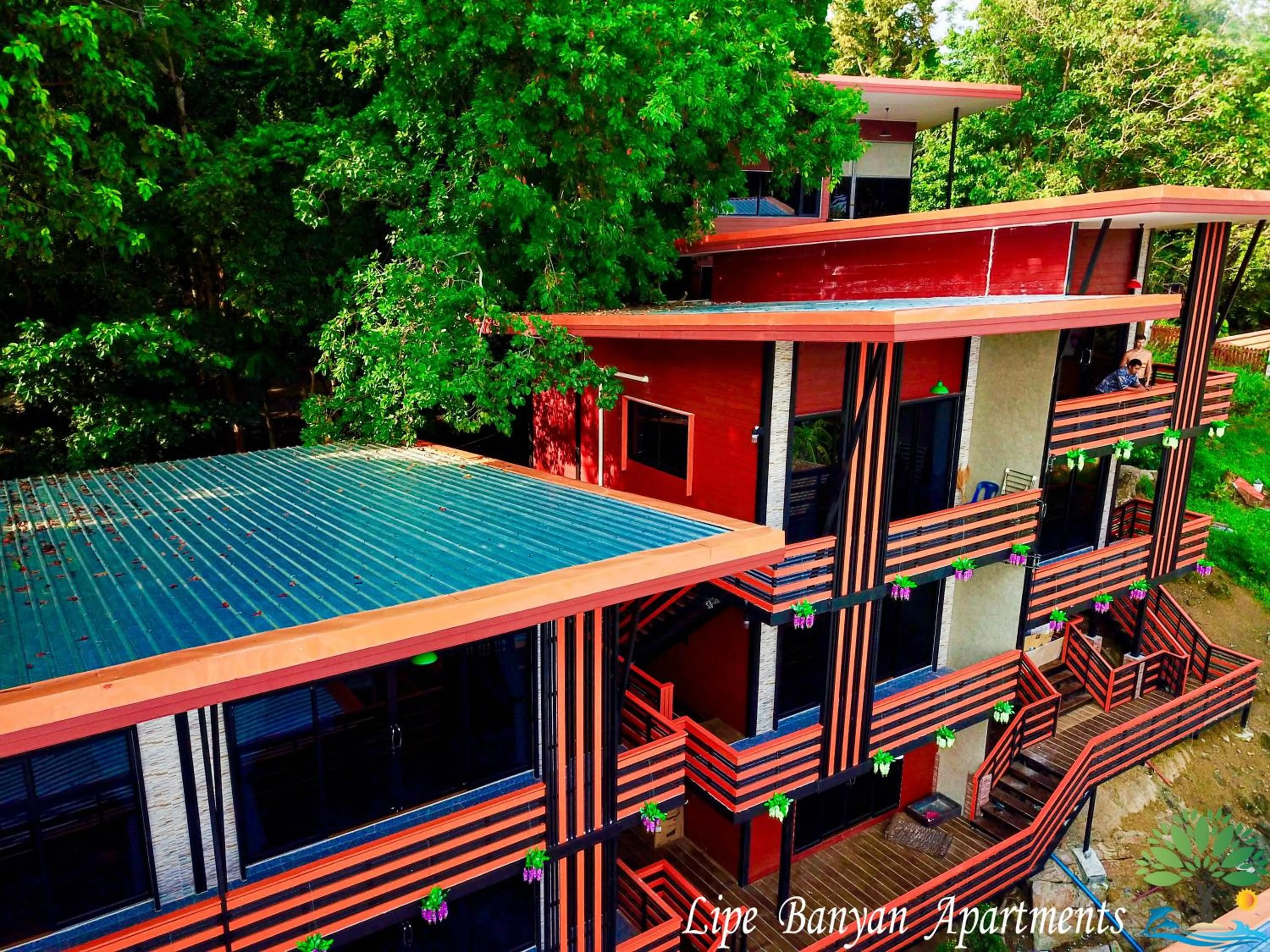 Lipe Banyan Apartments