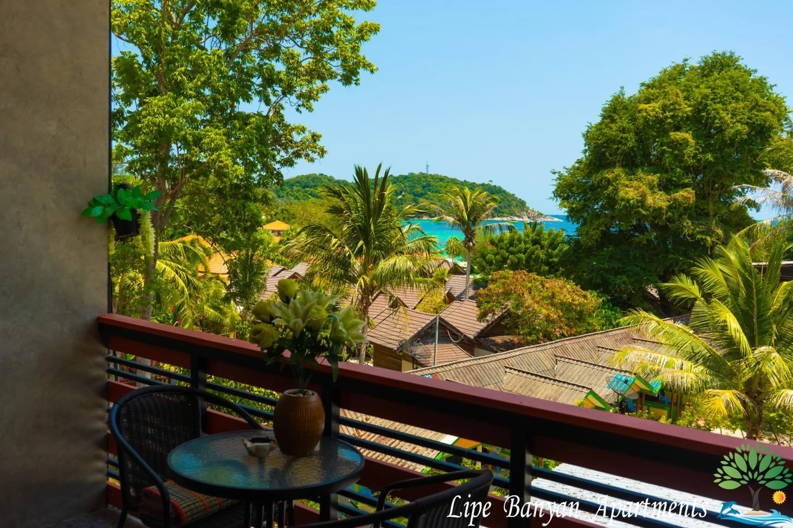 Lipe Banyan Apartments