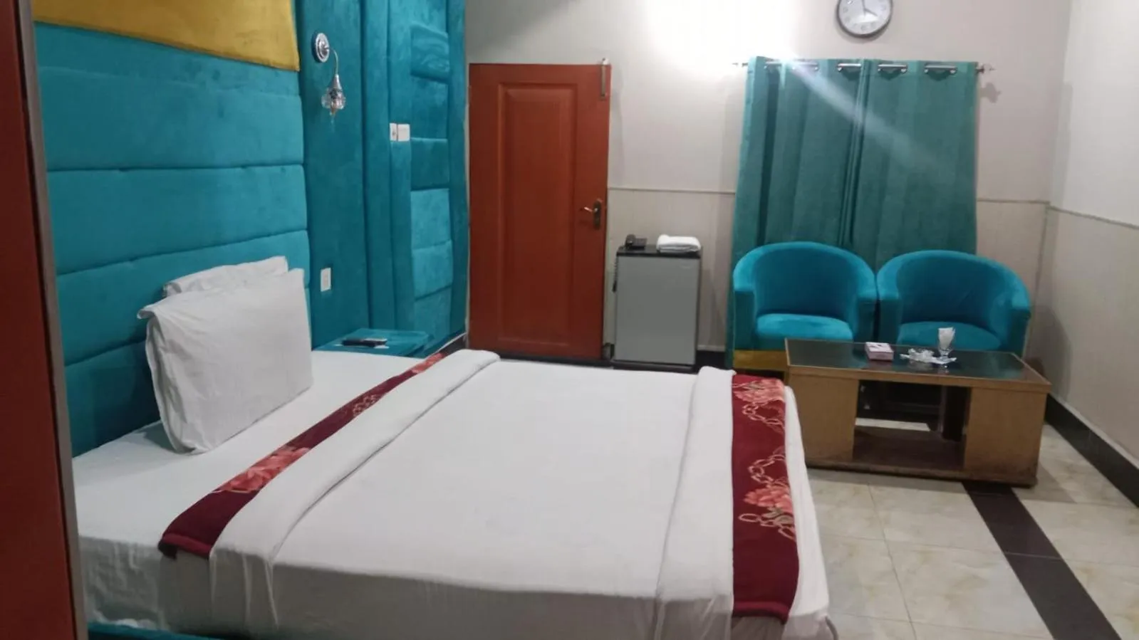 Bed in The King Hotel