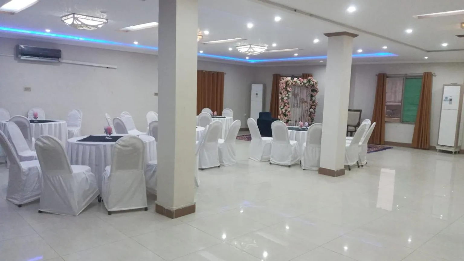 Banquet/Function facilities in The King Hotel