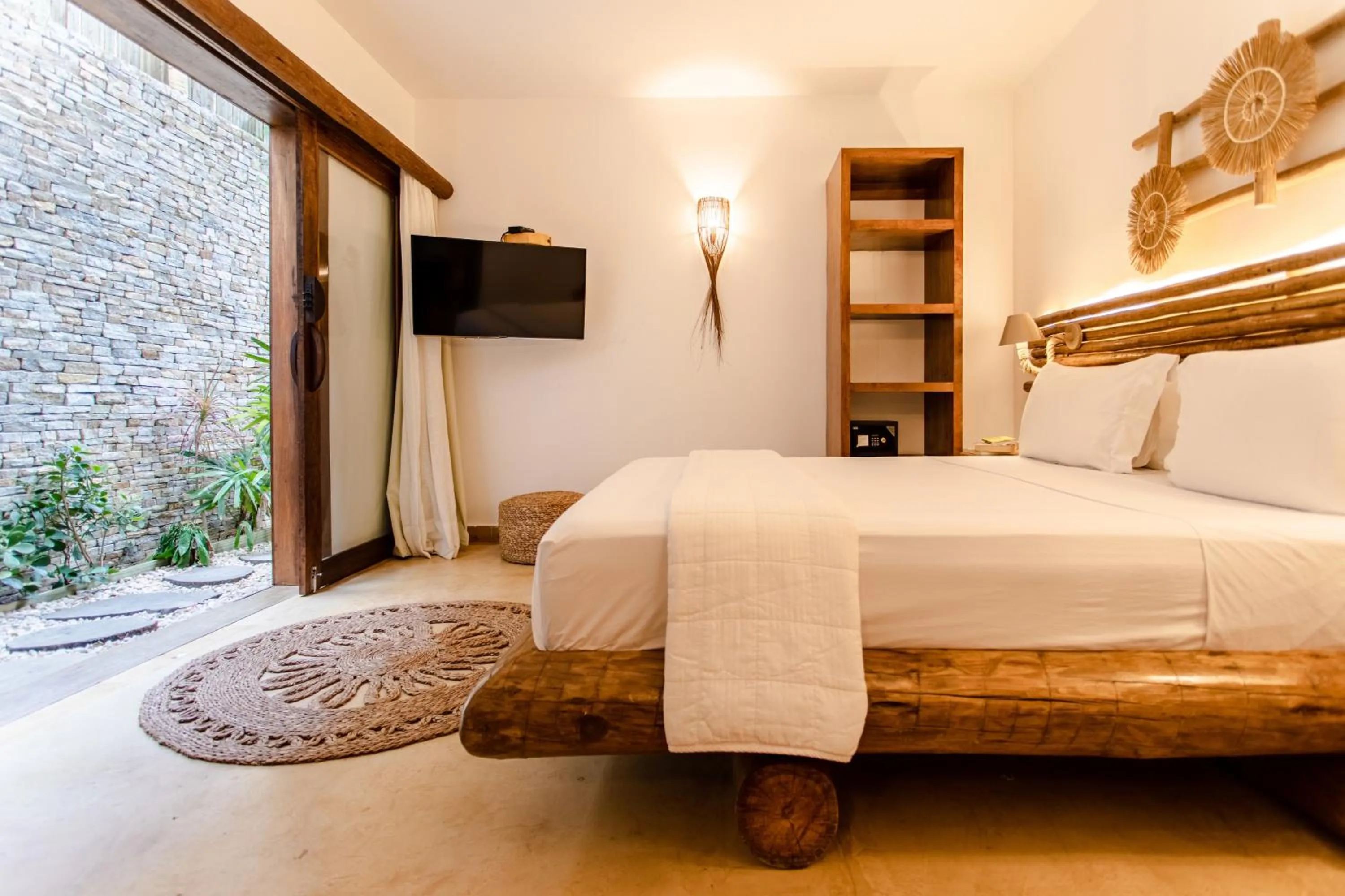 Photo of the whole room, Bed in VillaMag