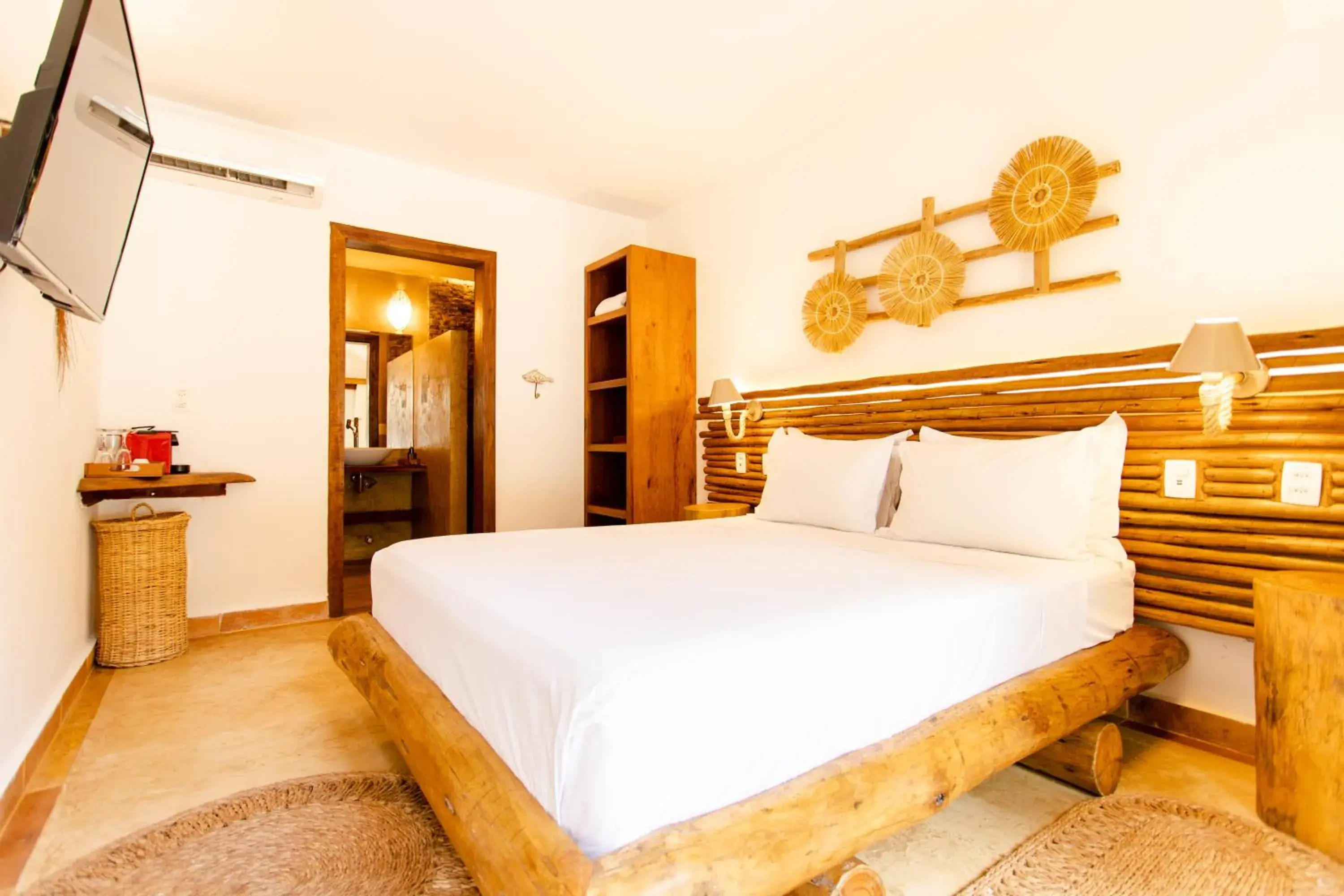 Suite with Pool View in VillaMag Suite with Pool View in VillaMag