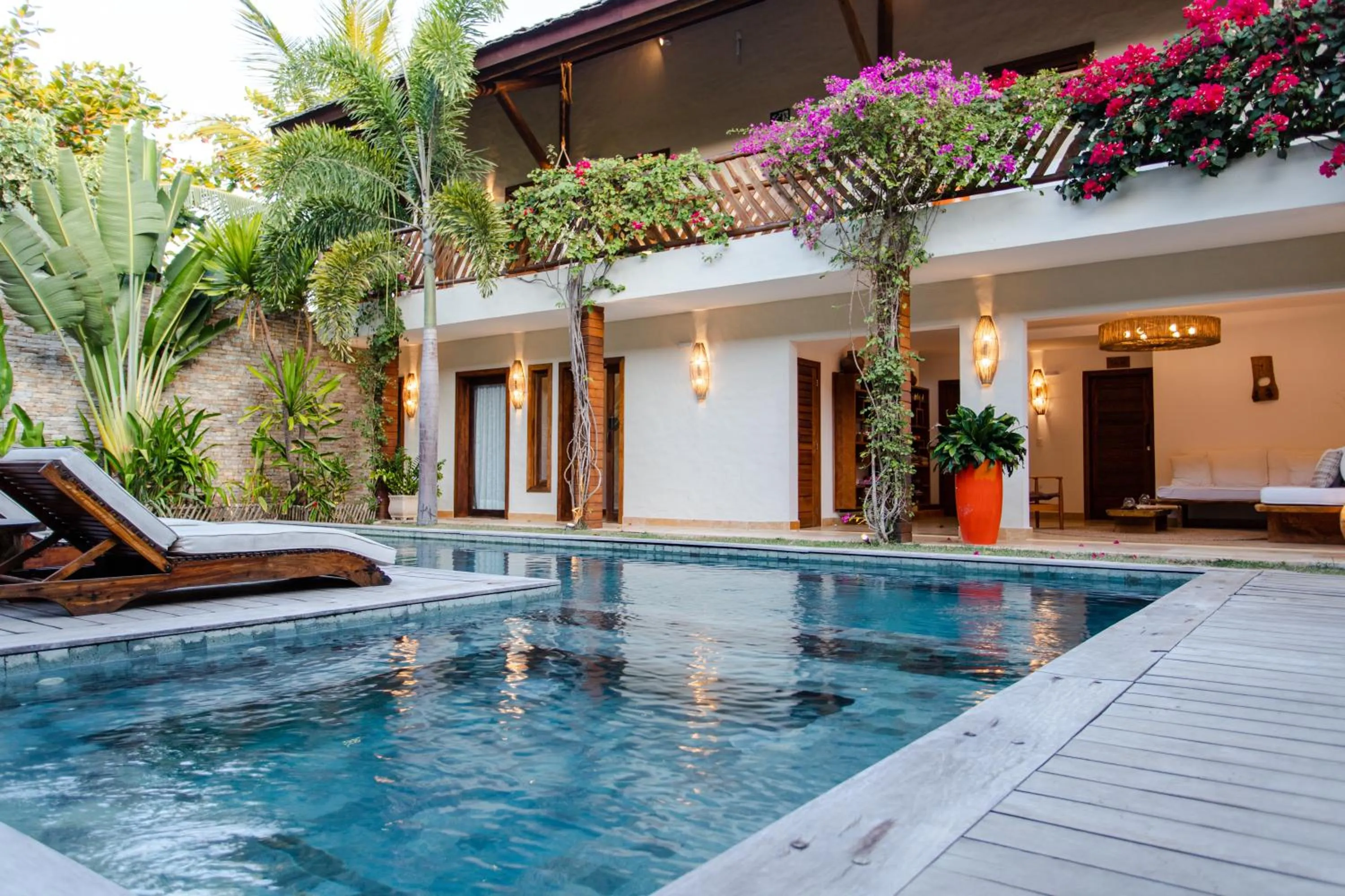 Swimming pool in VillaMag