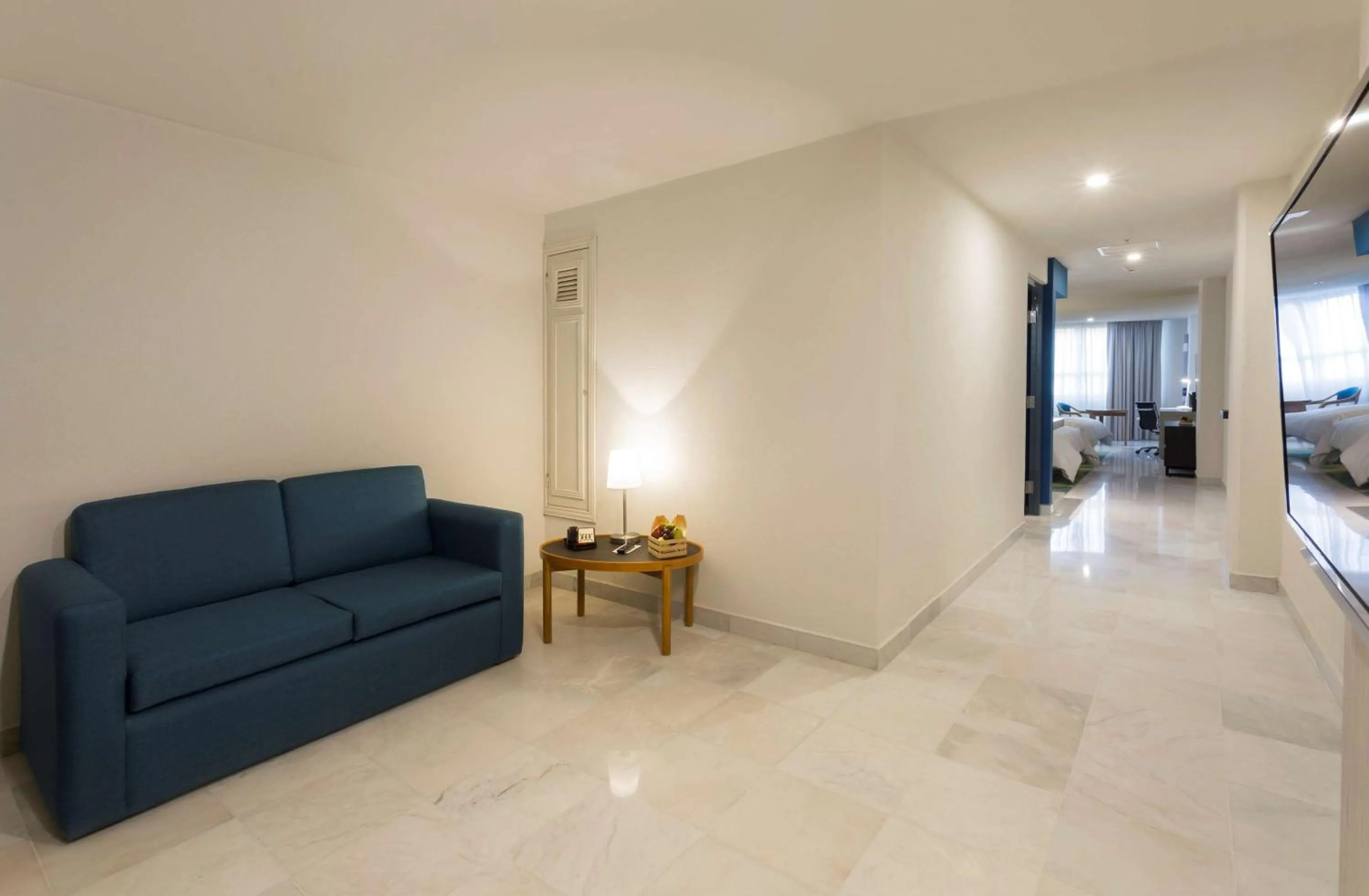 Living room in DoubleTree by Hilton Veracruz