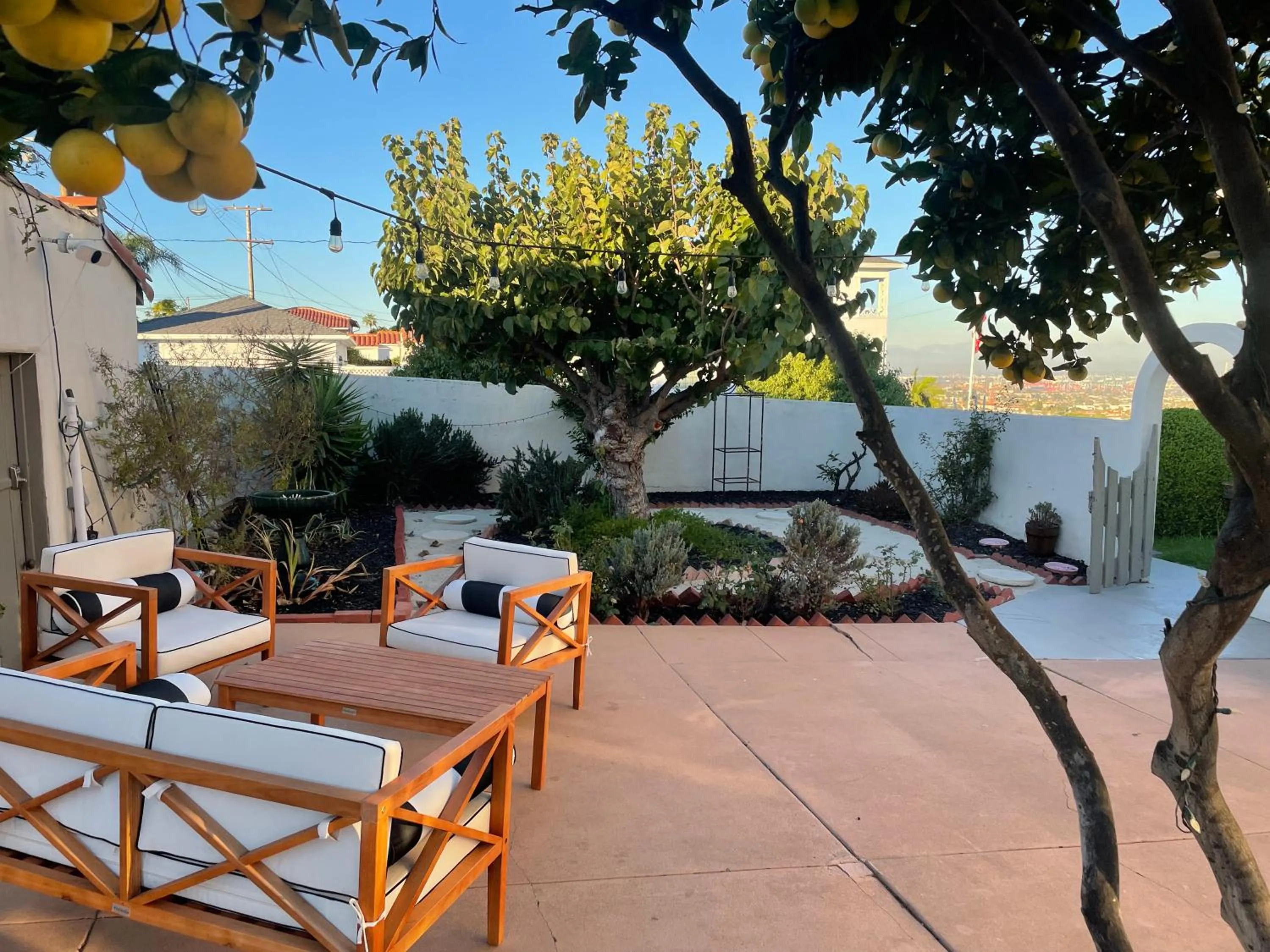 Garden in SpanishFairytale4bd3ba