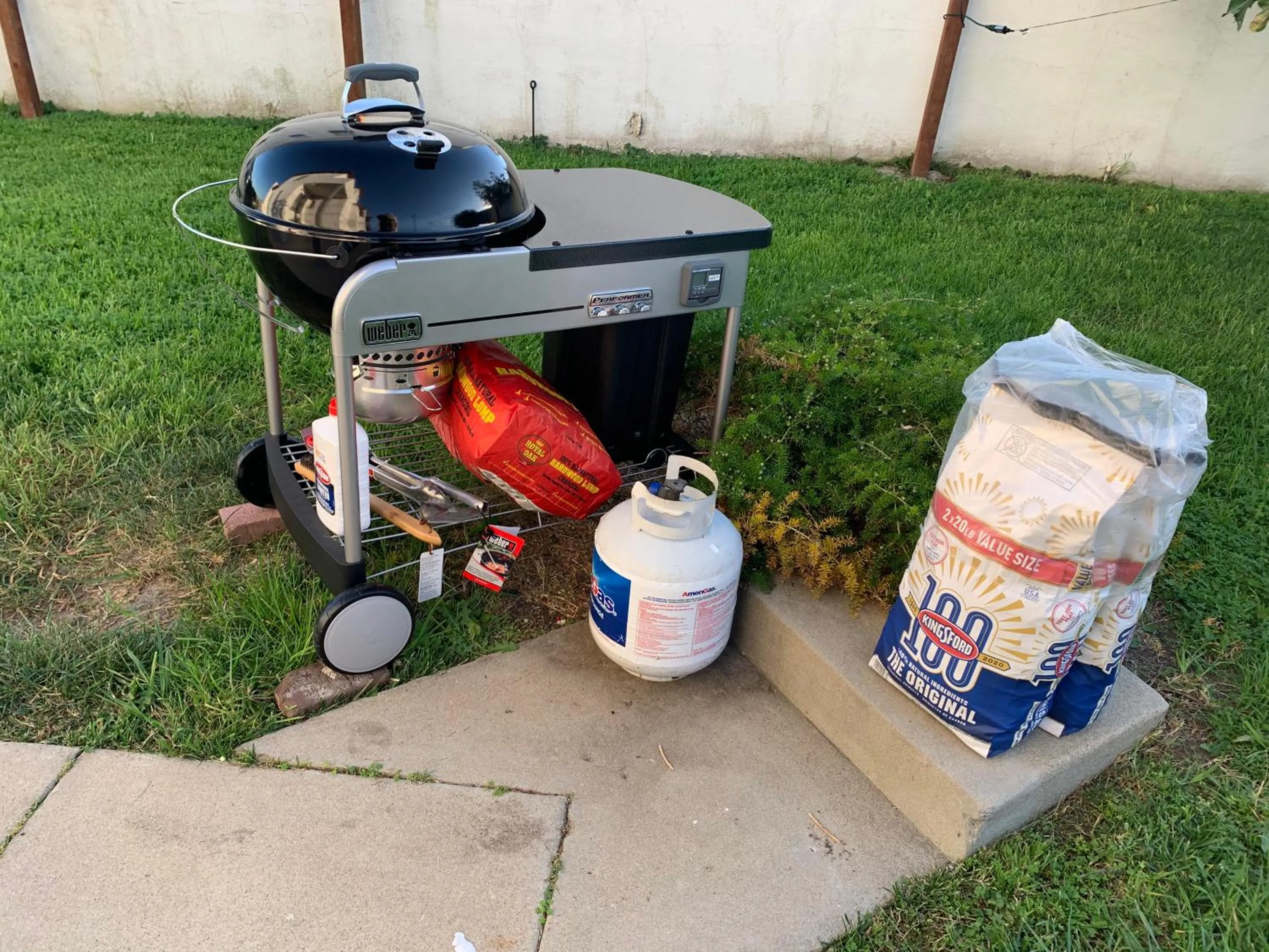 BBQ facilities in SpanishFairytale4bd3ba