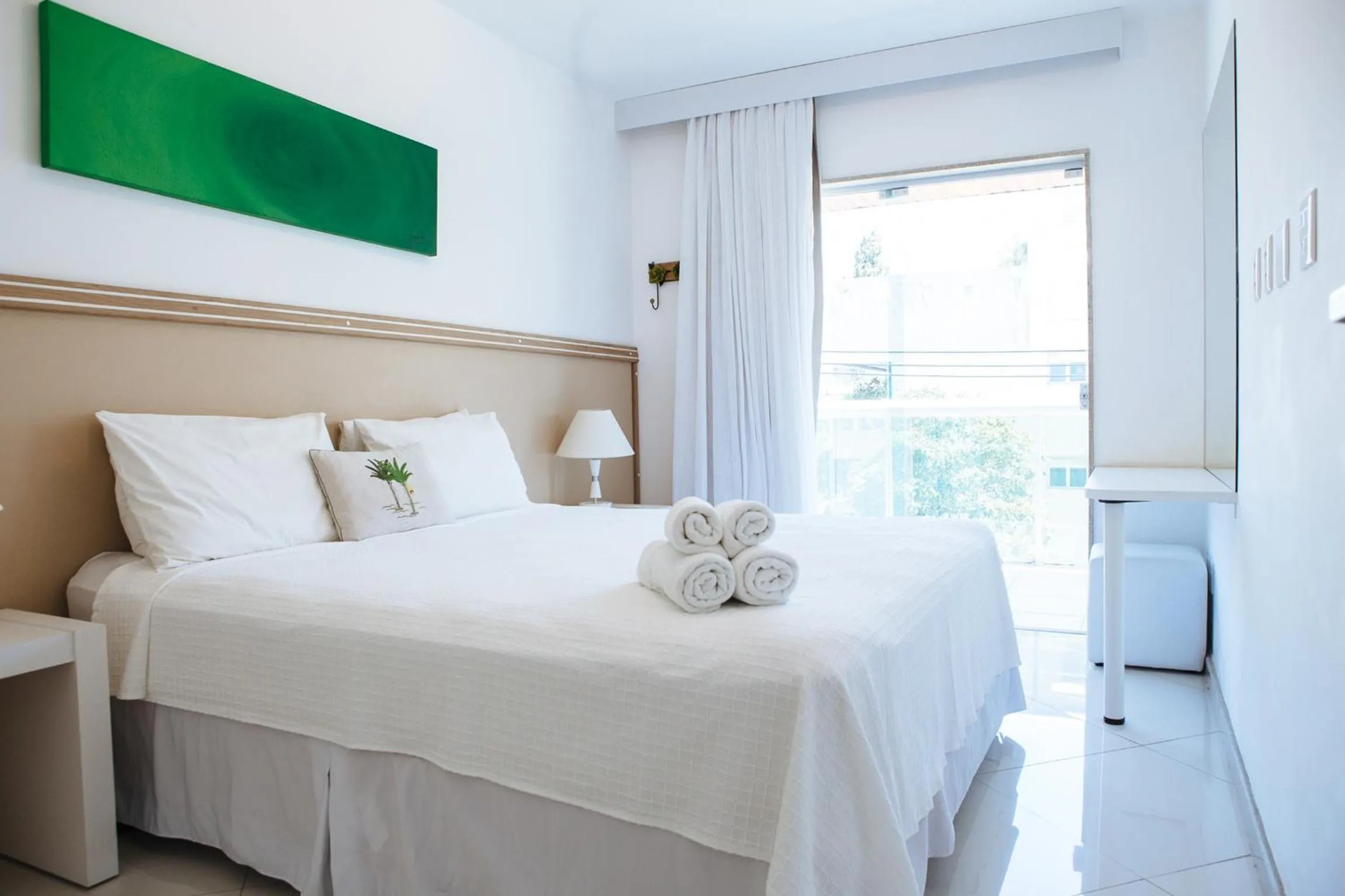 Day, Bed in KS Residence