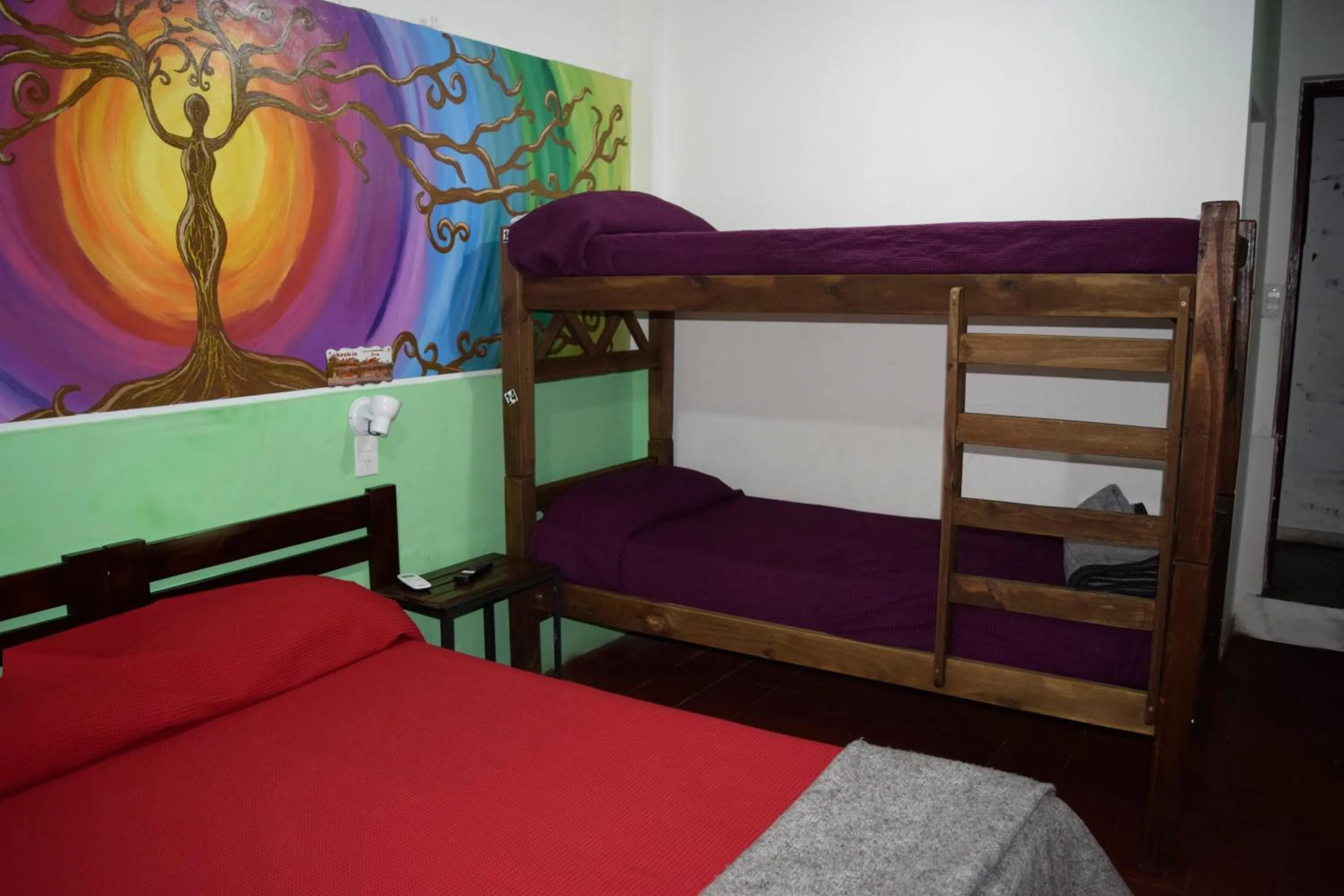 Quadruple with Private Bathroom in Hostel Estacion Mendoza