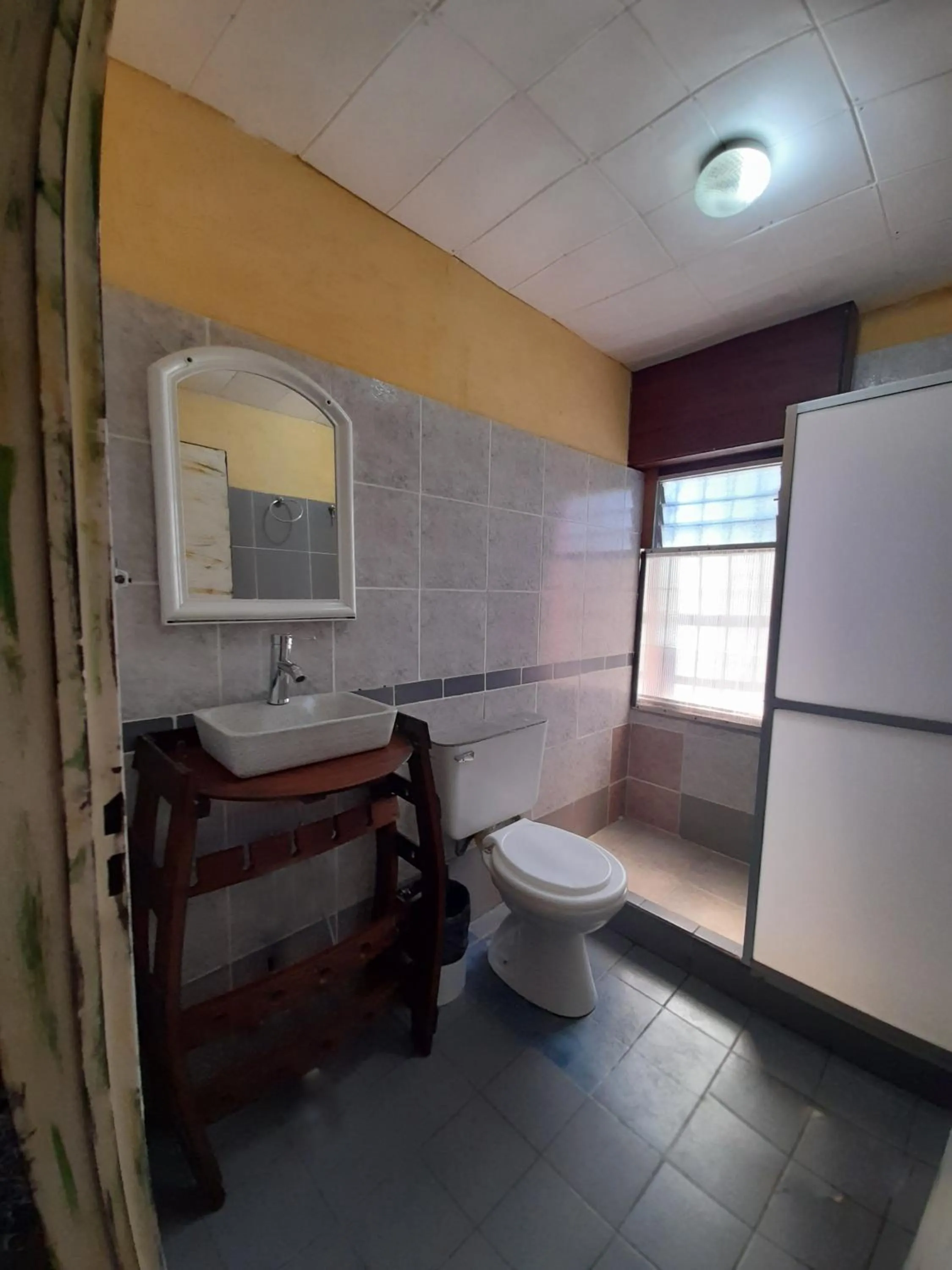 Quadruple Room with Shared Bathroom in Hostel Estacion Mendoza