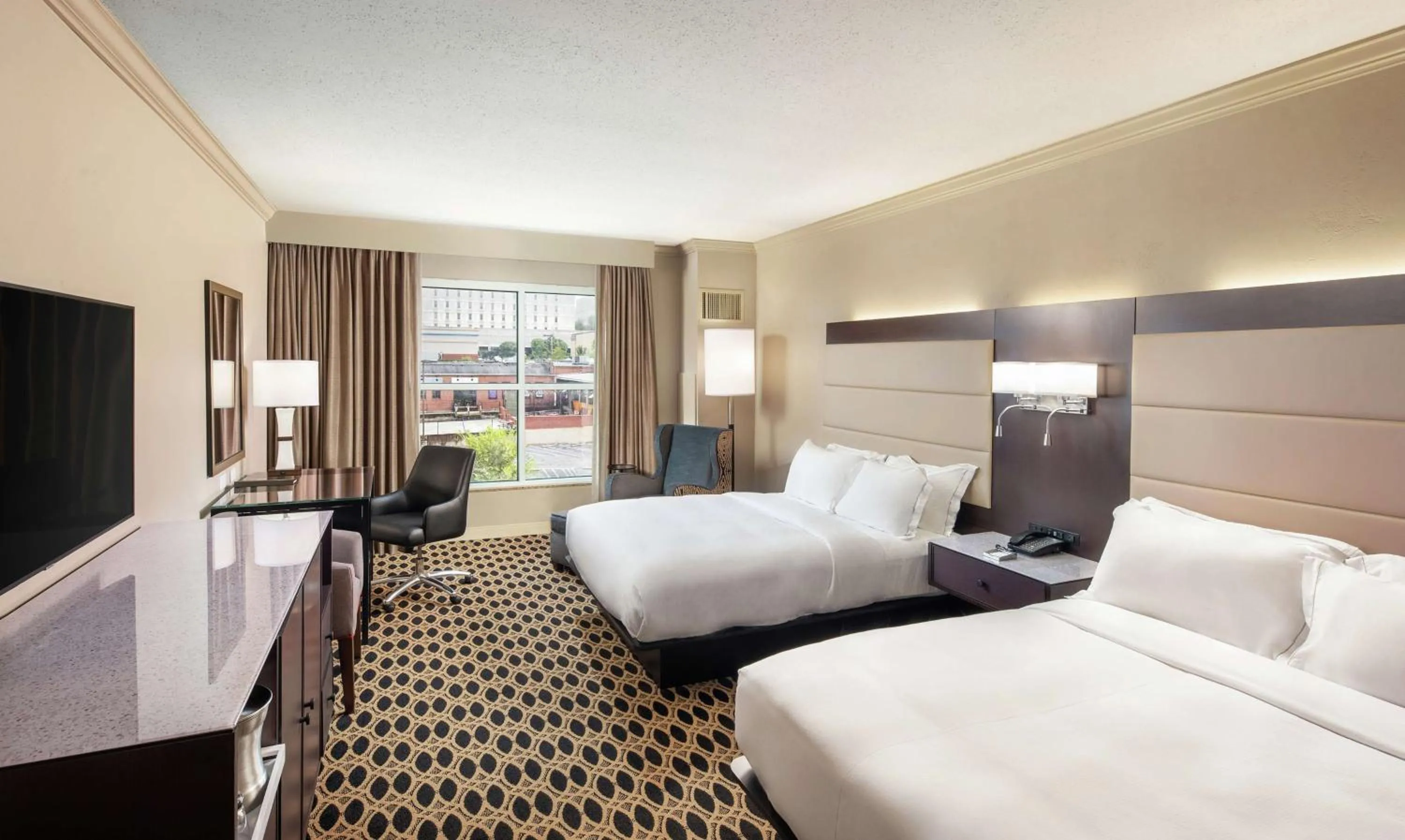 Bedroom, Bed in Hilton Columbia Center