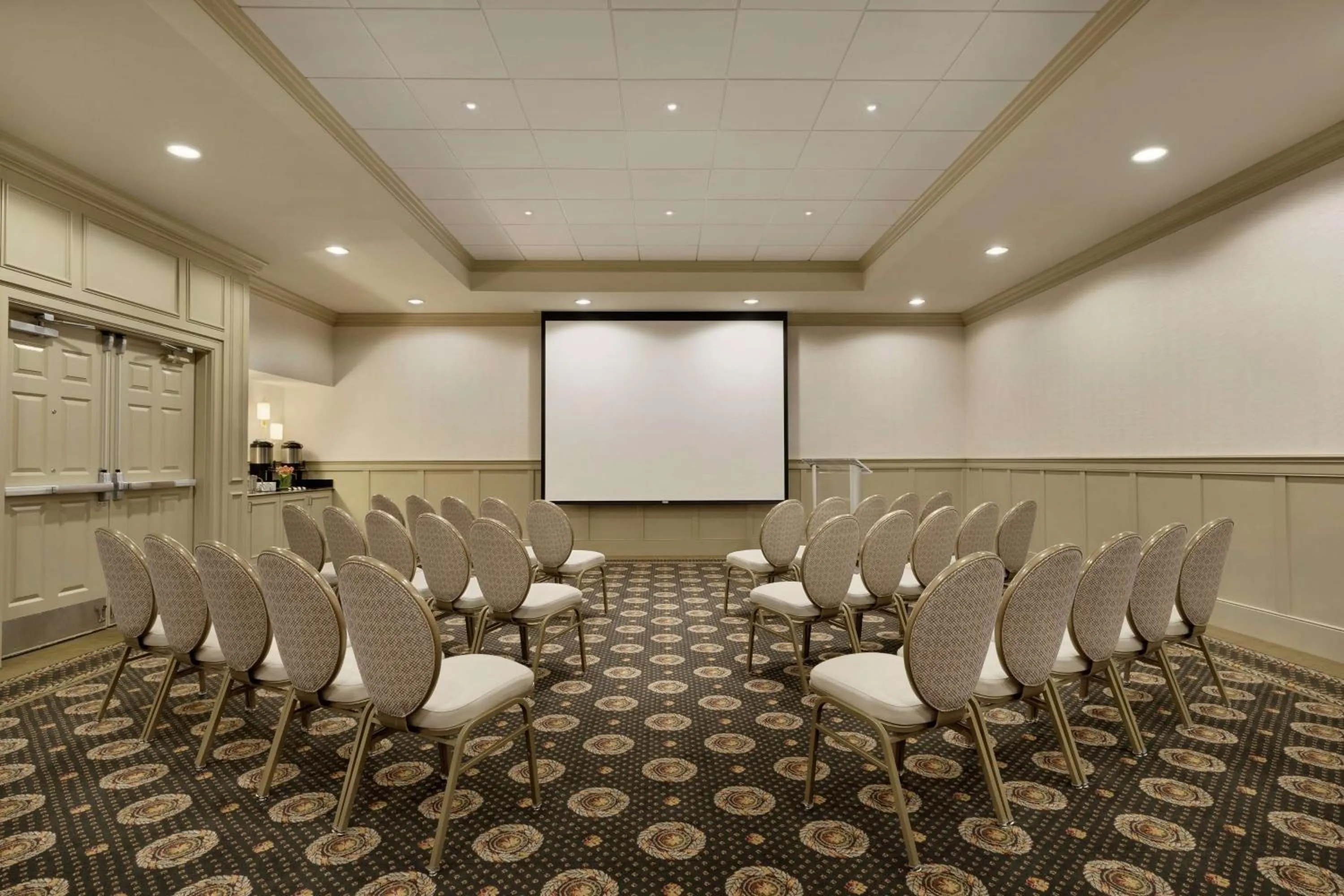 Meeting/conference room in Hilton Columbia Center
