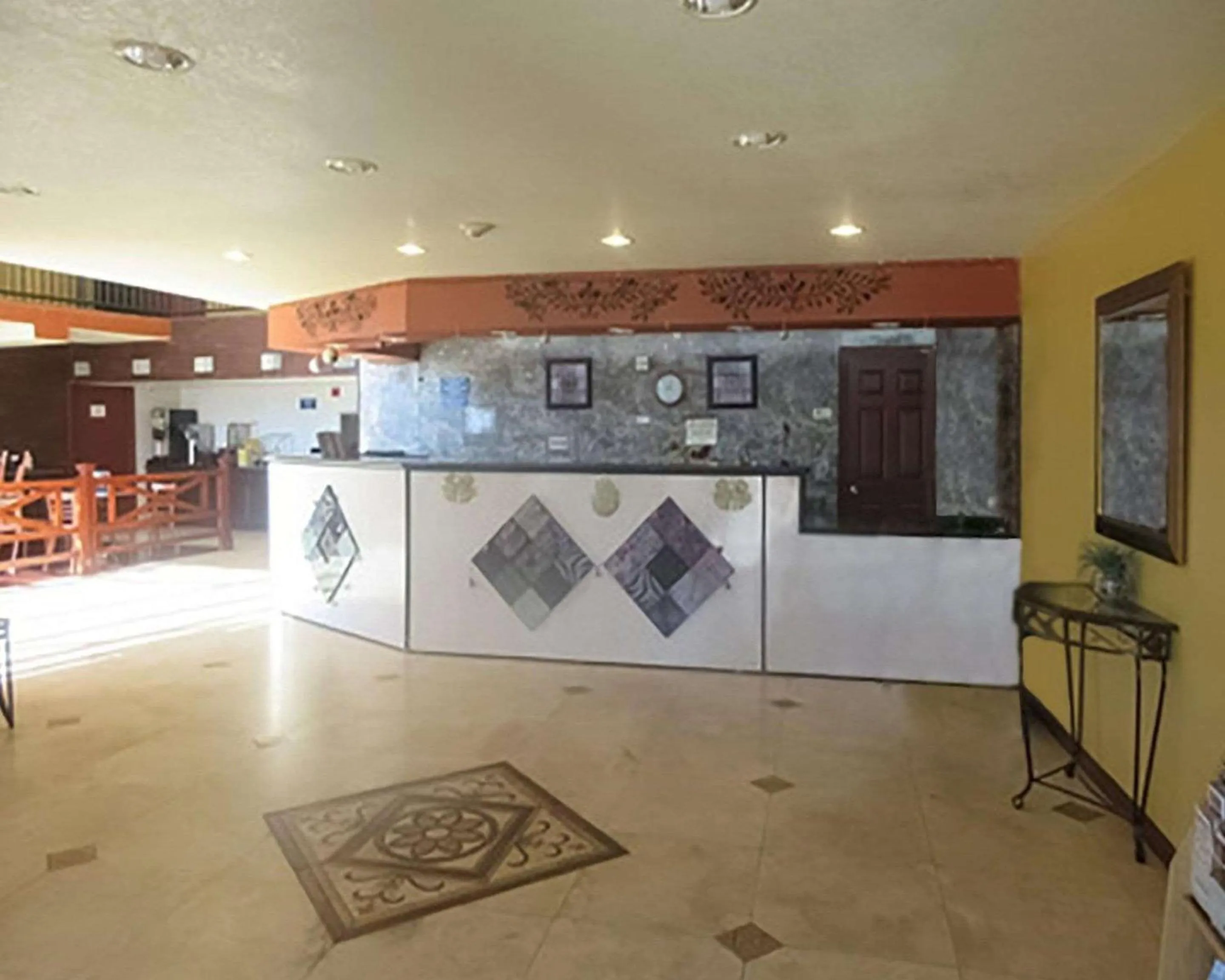 Lobby or reception in Rose City Inn & Suites