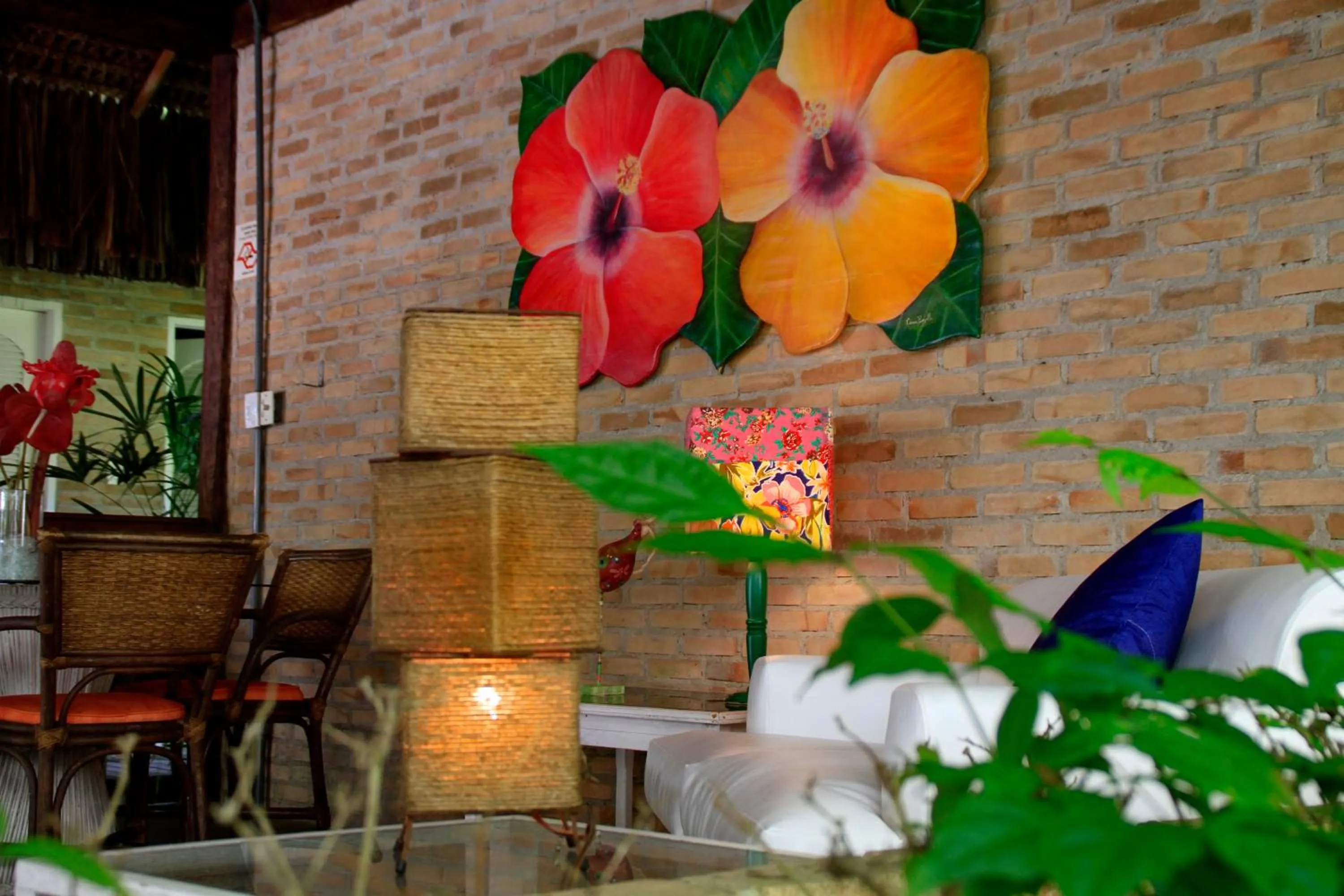 Lounge or bar in Pousada Canto do Camburi