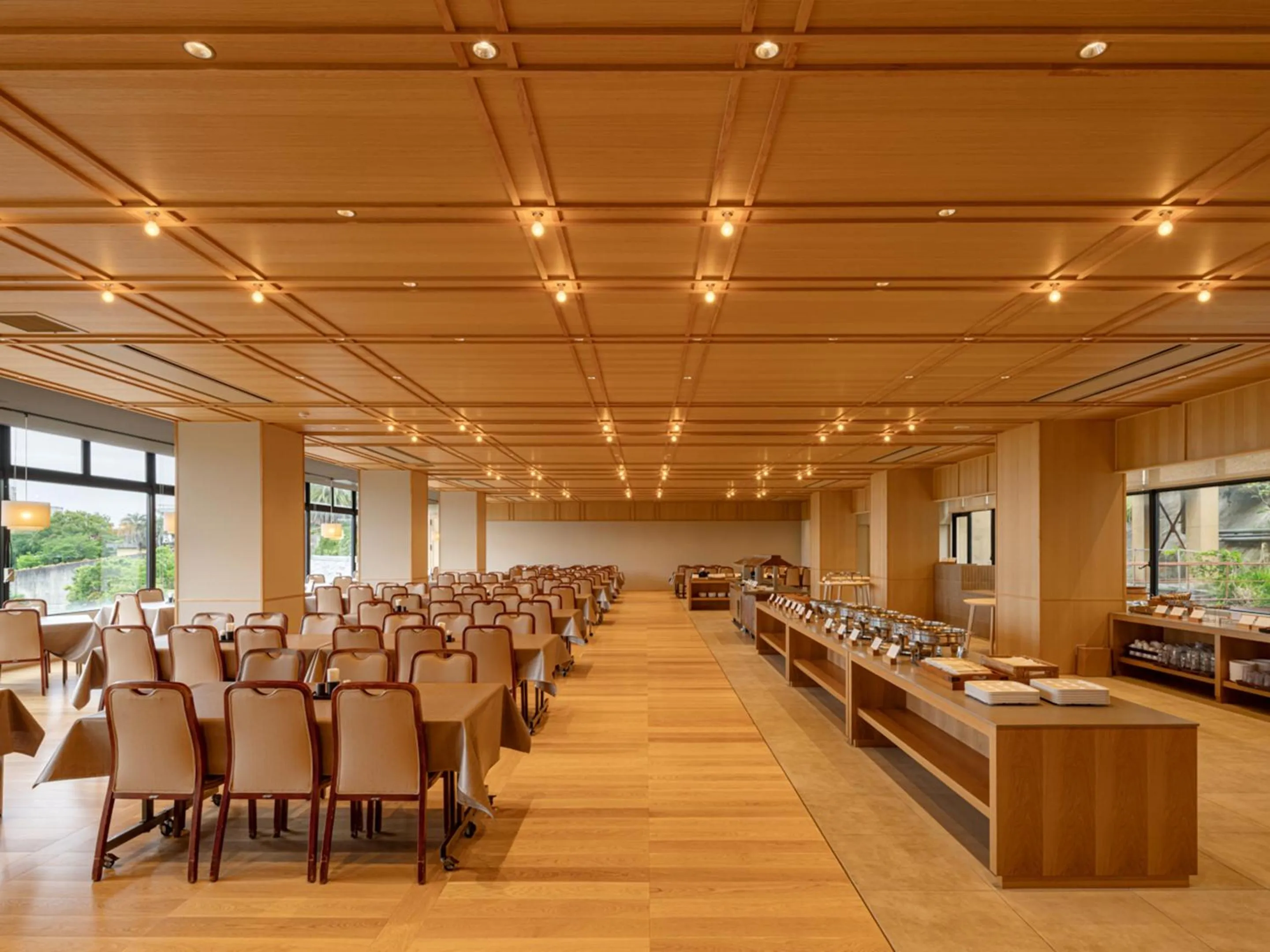 Restaurant/places to eat in Hiranoya