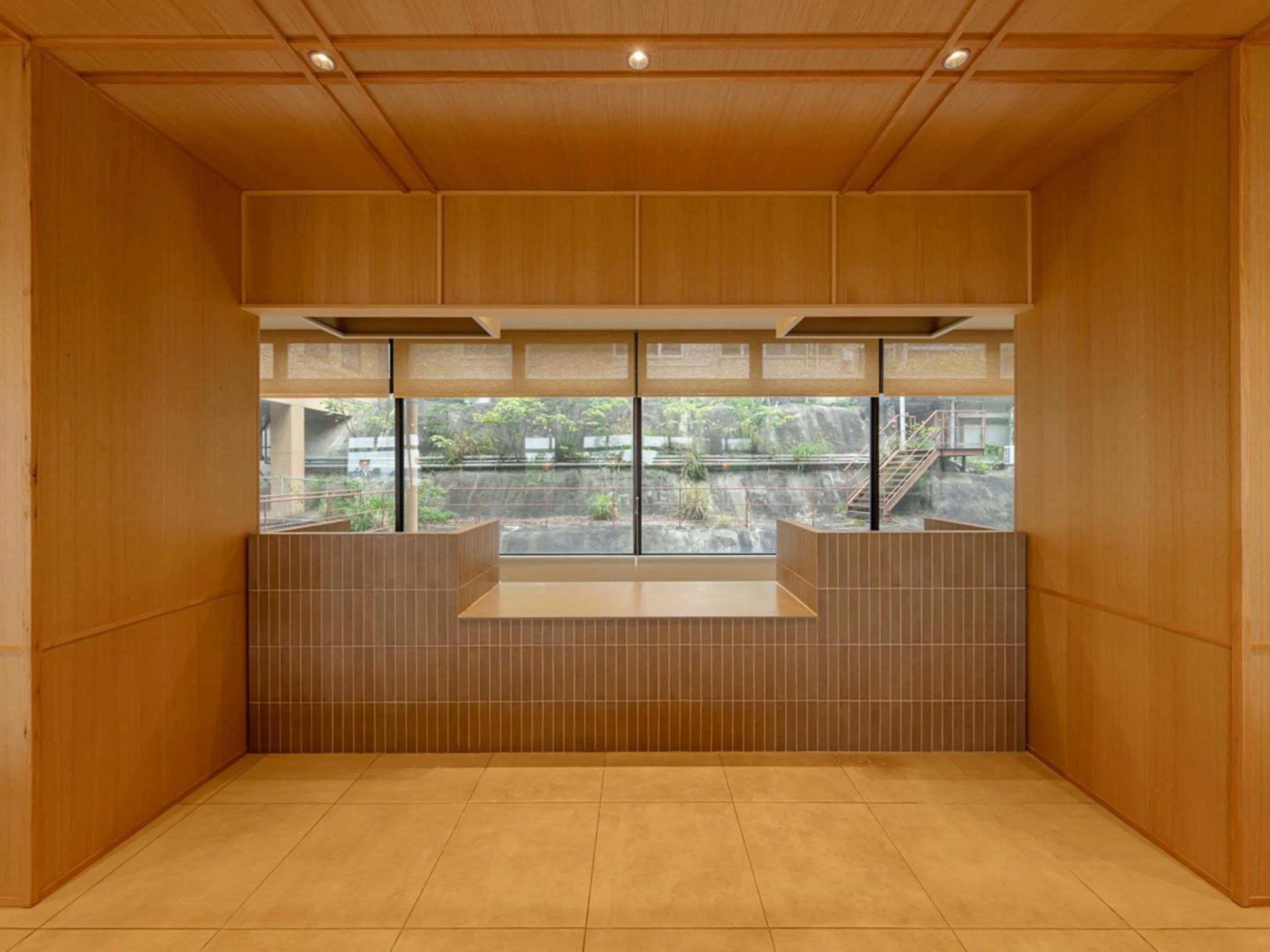 Restaurant/places to eat in Hiranoya