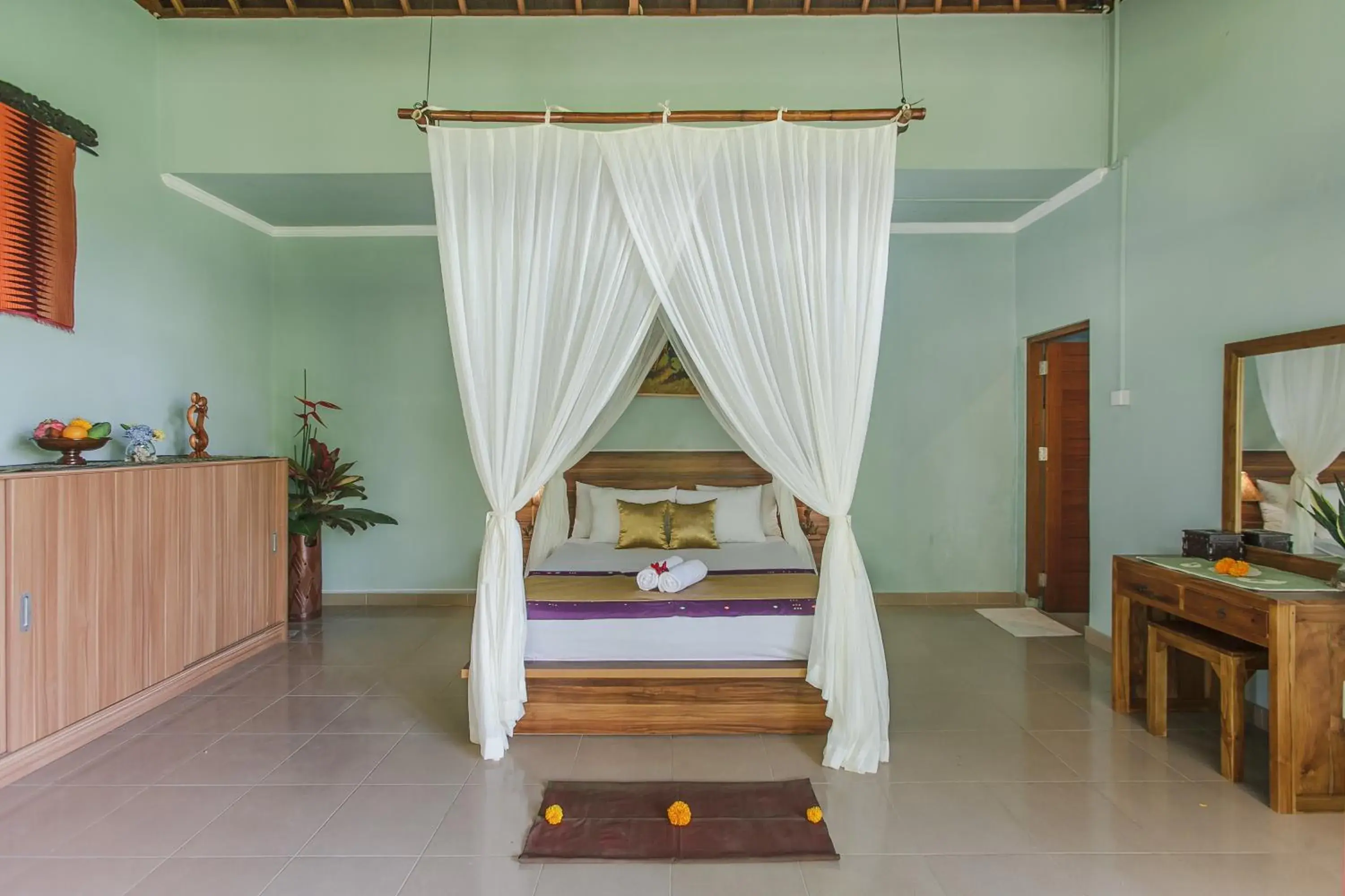 Decorative detail, Bed in Villa D'Carik Bali Decorative detail, Bed in Villa D'Carik Bali