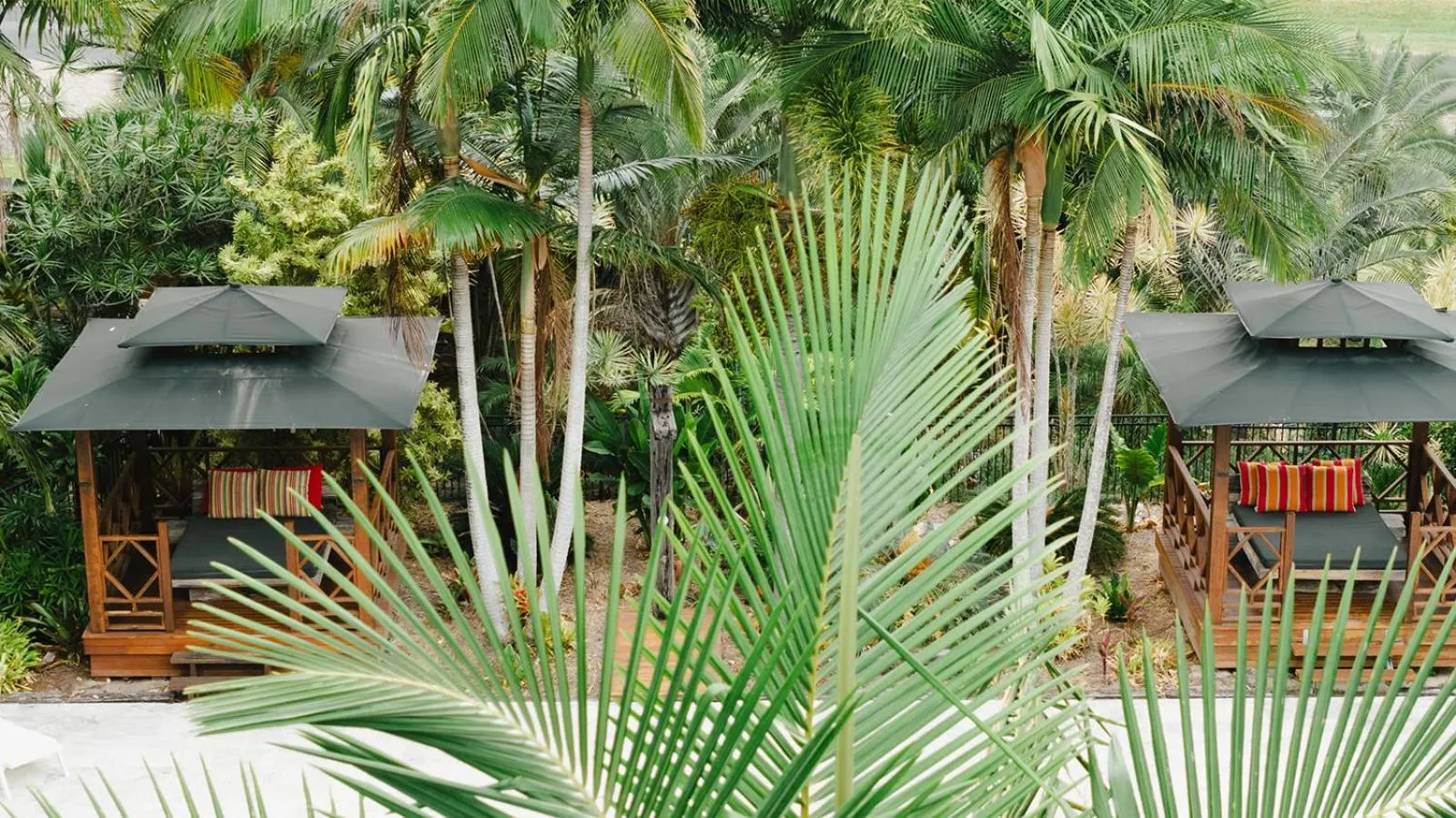 Natural landscape in 1770 Getaway Villas