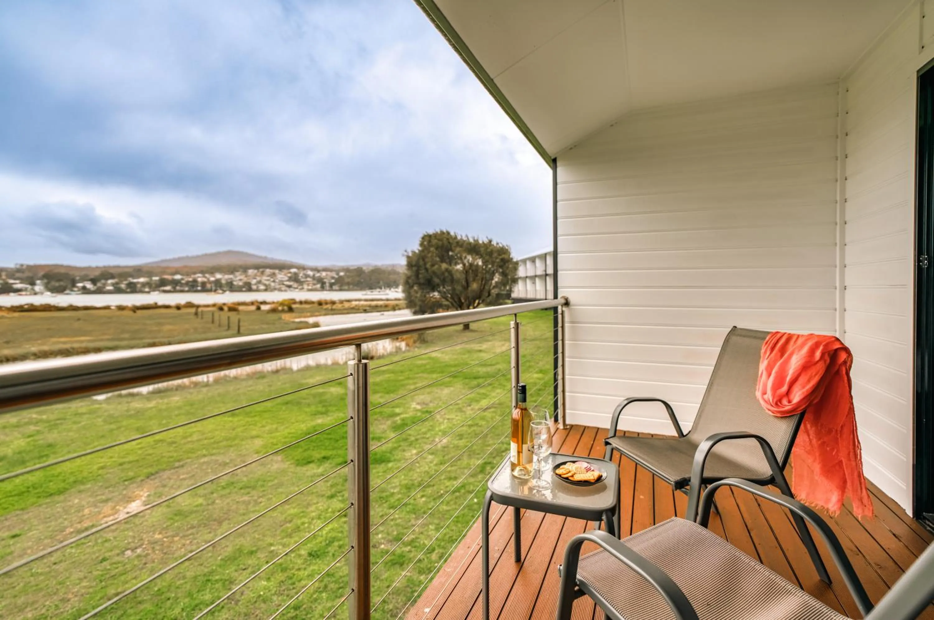 Property building in Panorama Hotel St Helens