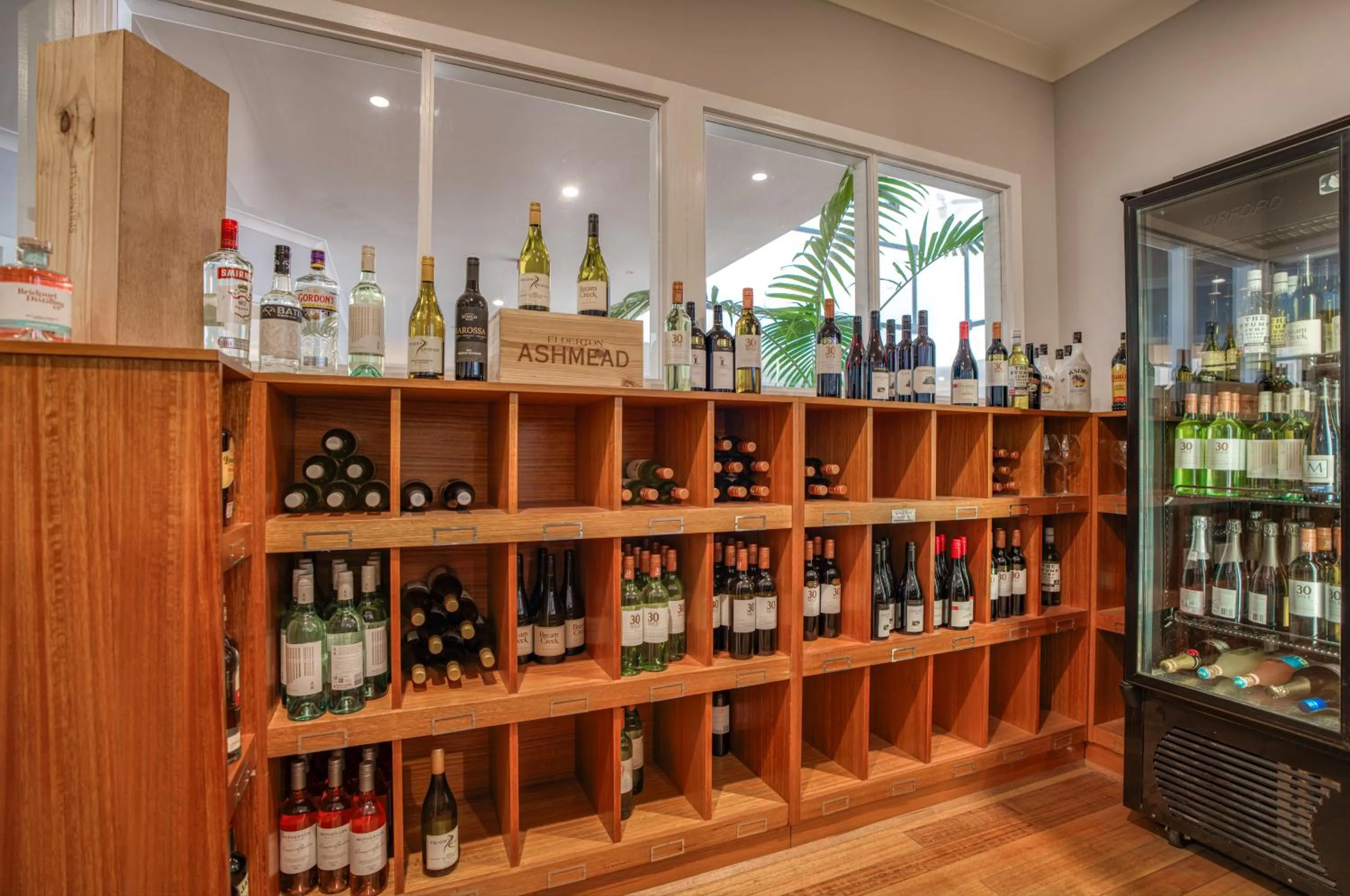 Restaurant/places to eat in Panorama Hotel St Helens