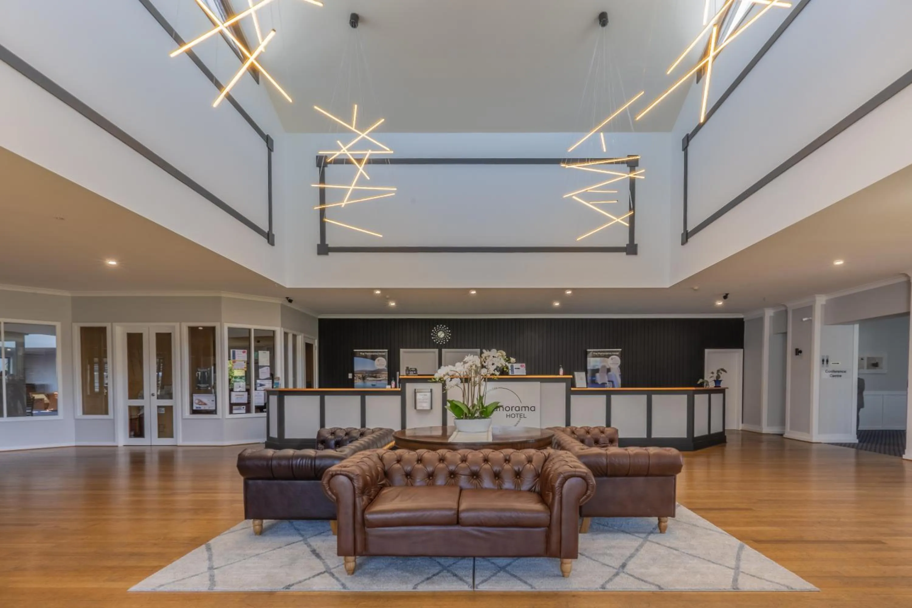 Lobby or reception in Panorama Hotel St Helens