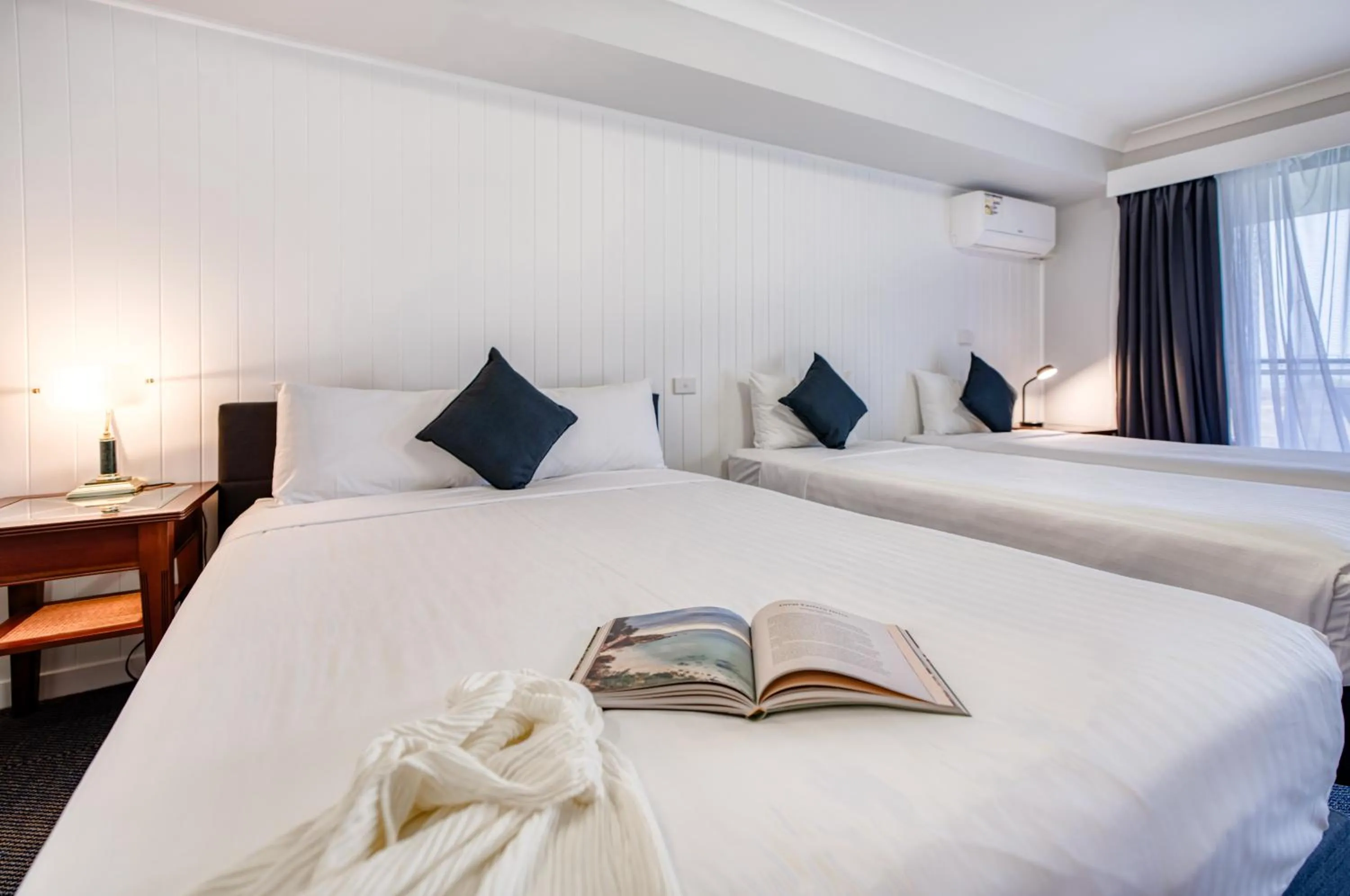 Property building, Bed in Panorama Hotel St Helens