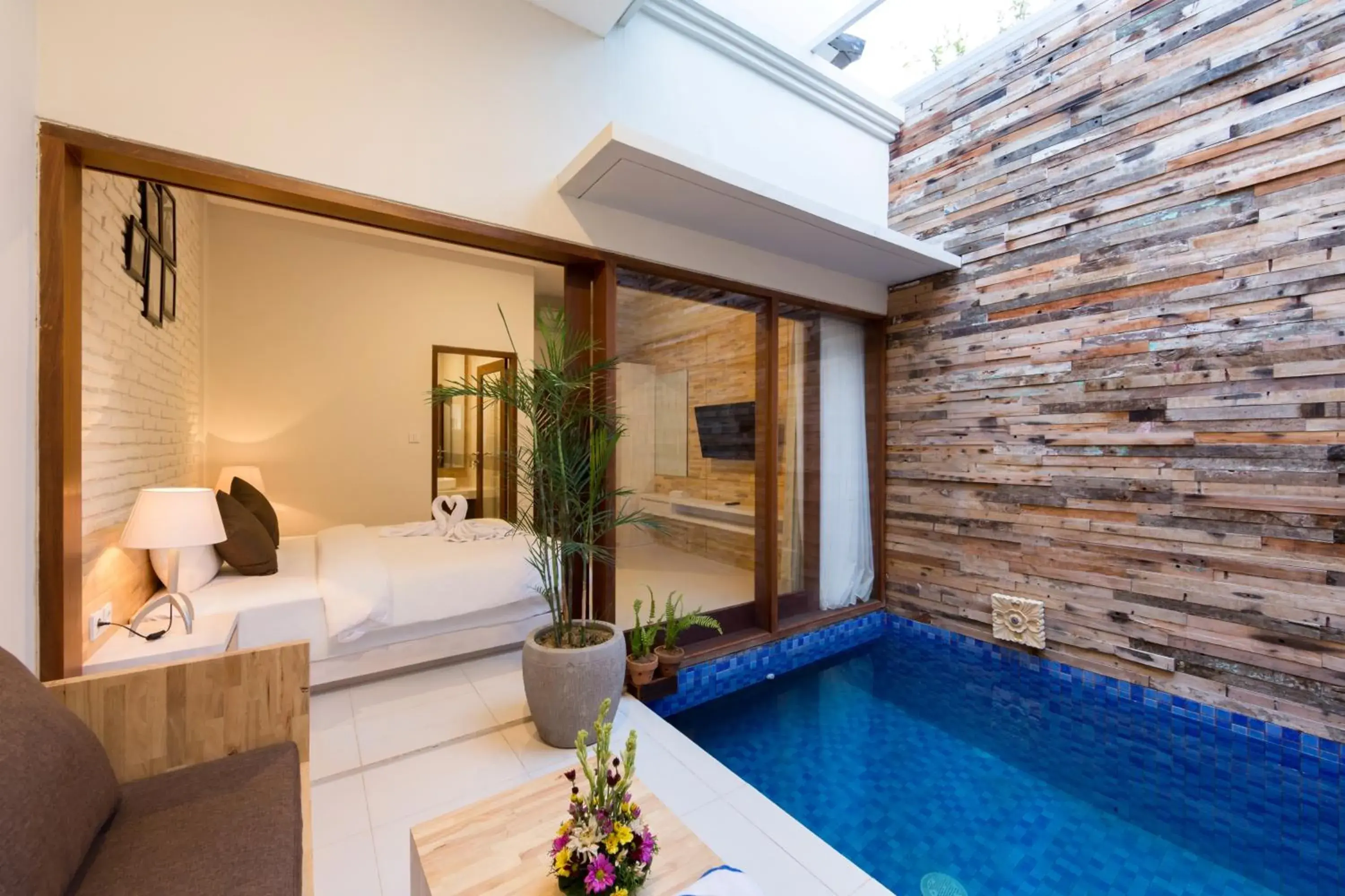 Swimming pool in Paisa Seminyak Living Swimming pool in Paisa Seminyak Living
