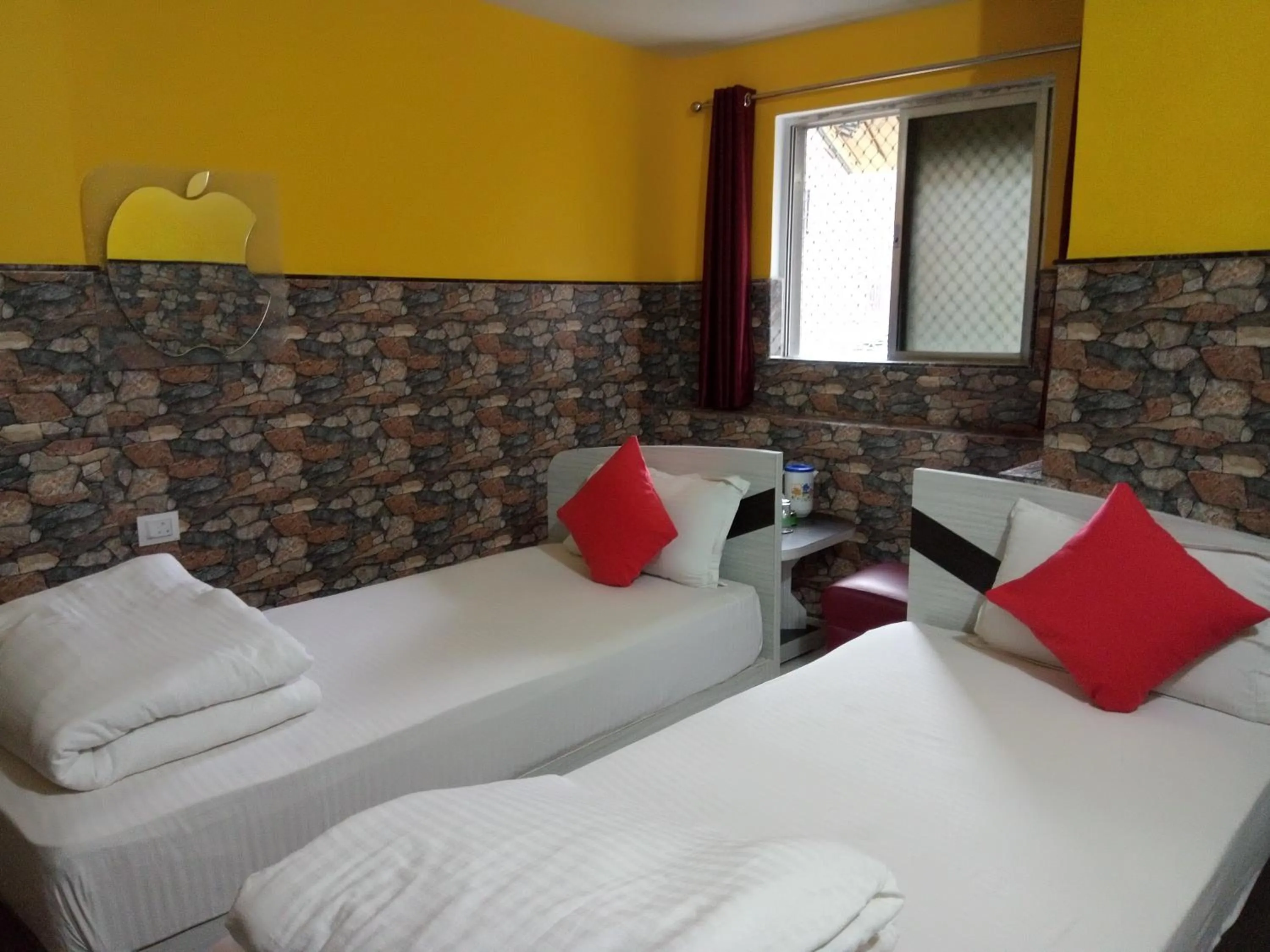 Bed in Hotel Bachchan Palace