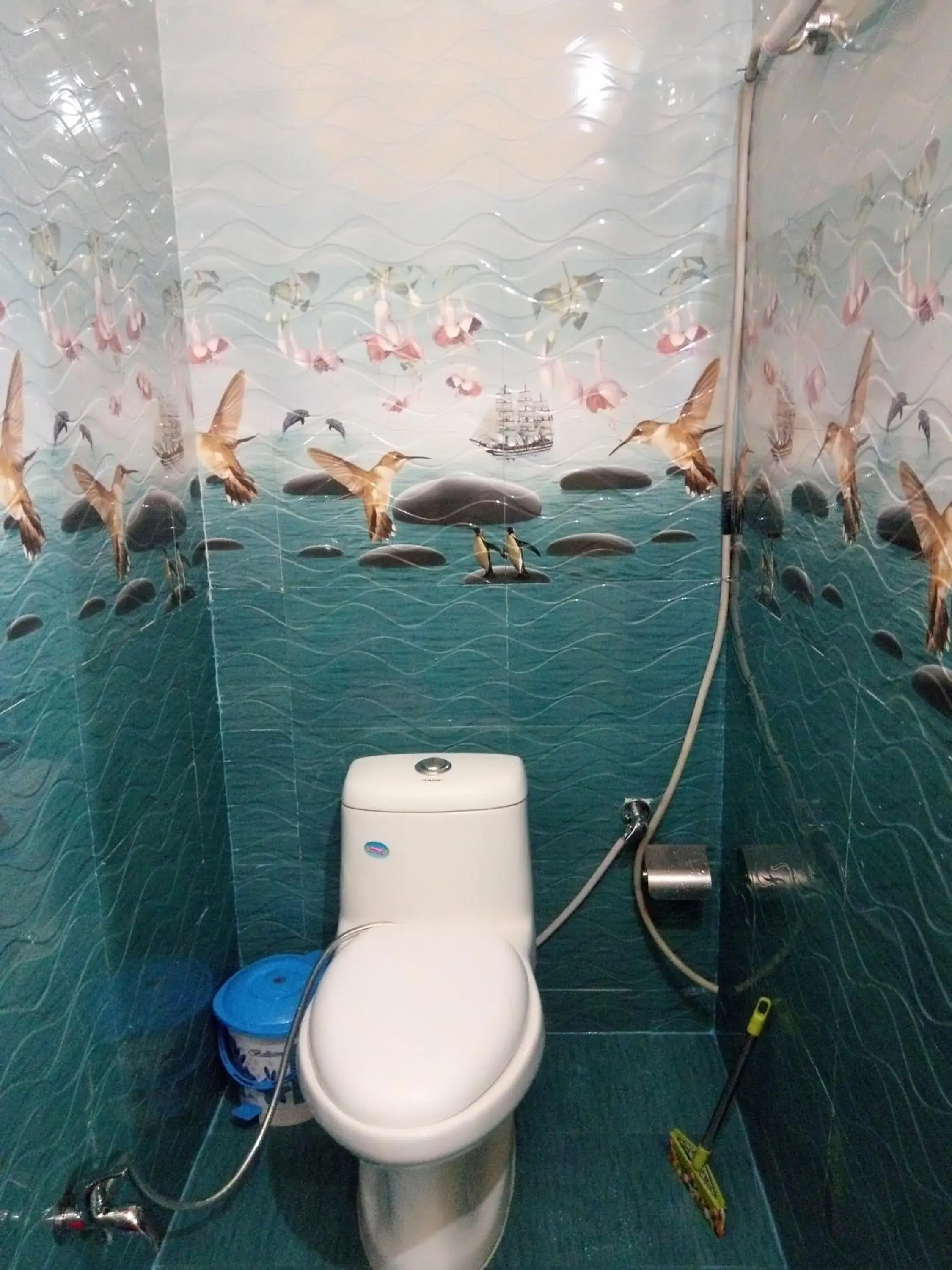 Toilet in Hotel Bachchan Palace Toilet in Hotel Bachchan Palace