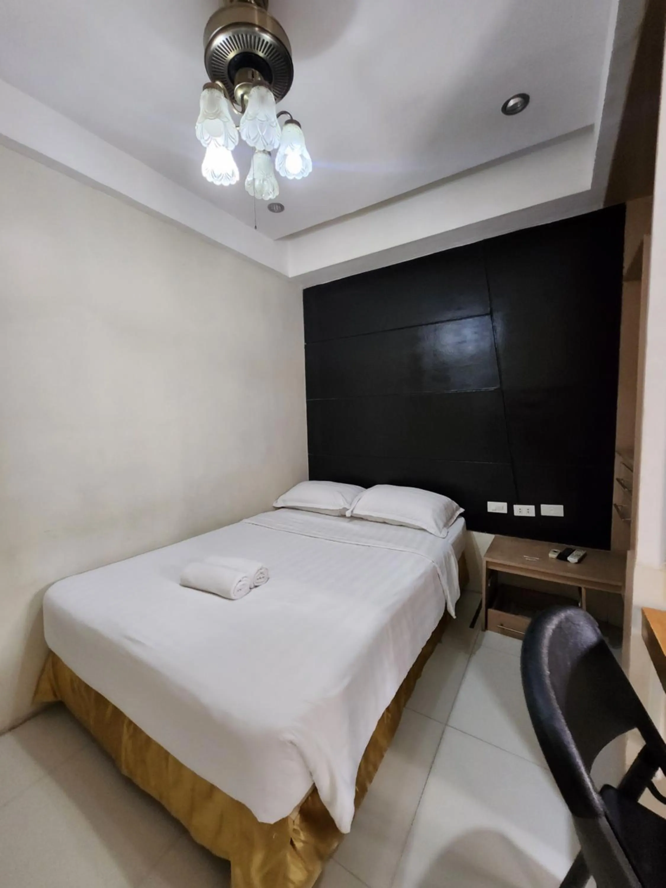 Bed in Grand Apartelle Mandaue Cebu