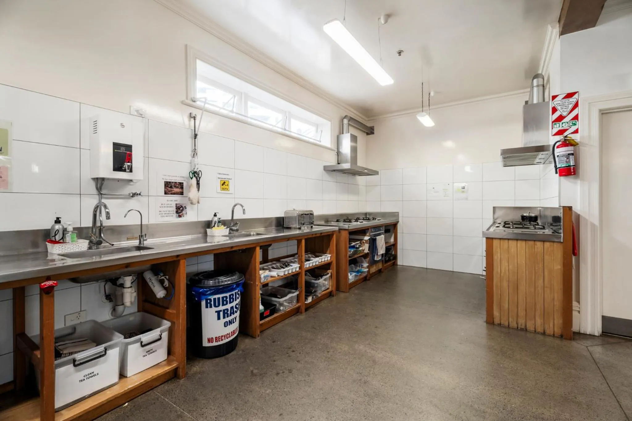 Kitchen or kitchenette in Verandahs Parkside Lodge