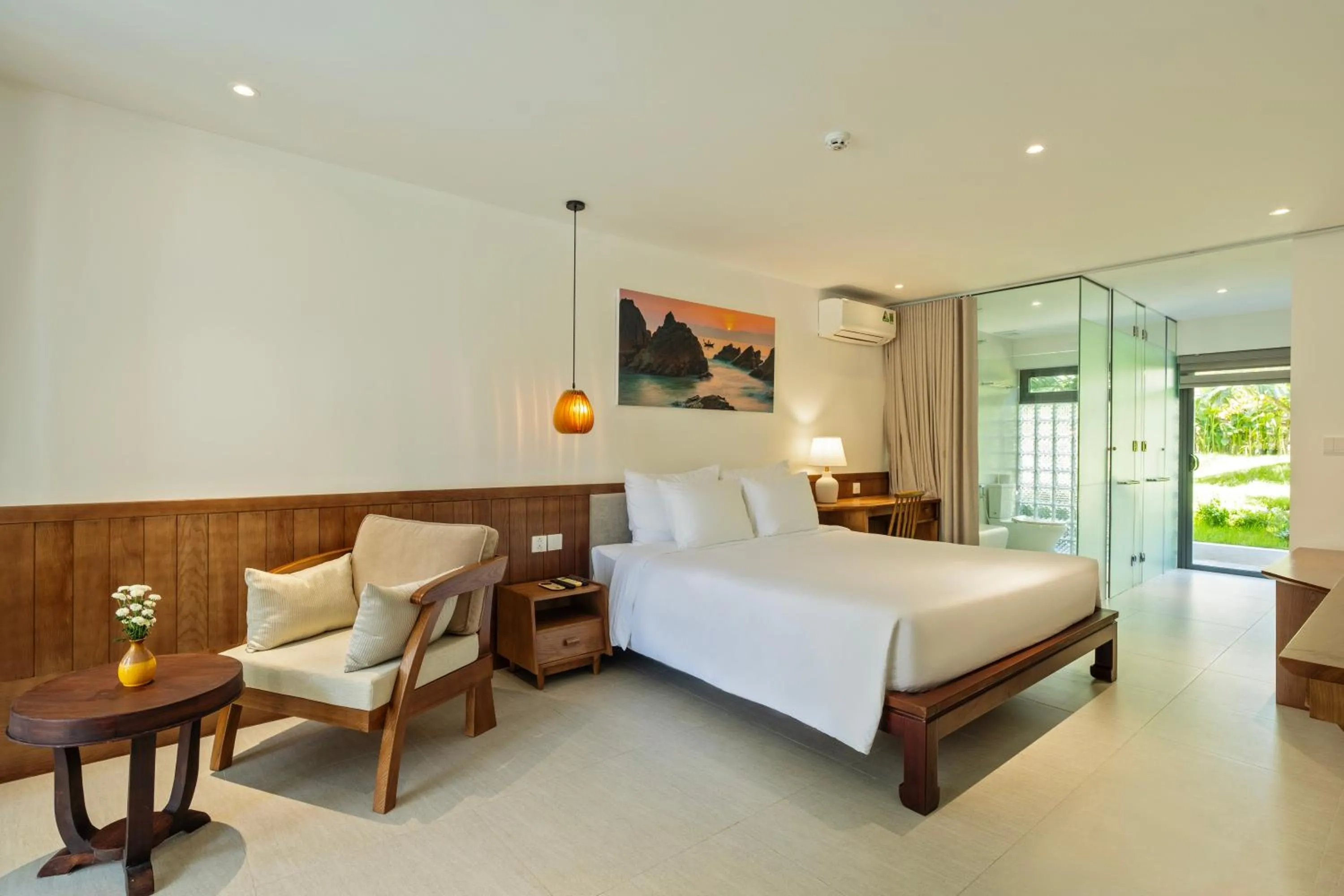 Bed in Shoreline Stay