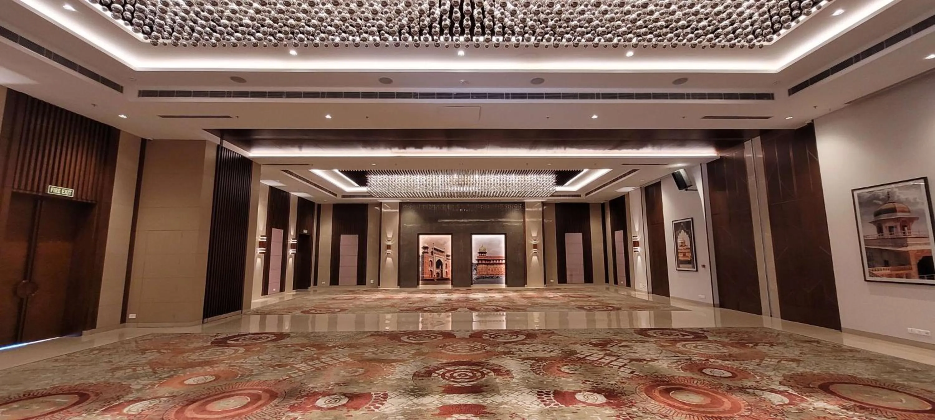 Banquet/Function facilities in Radisson Blu Hotel, Greater Noida
