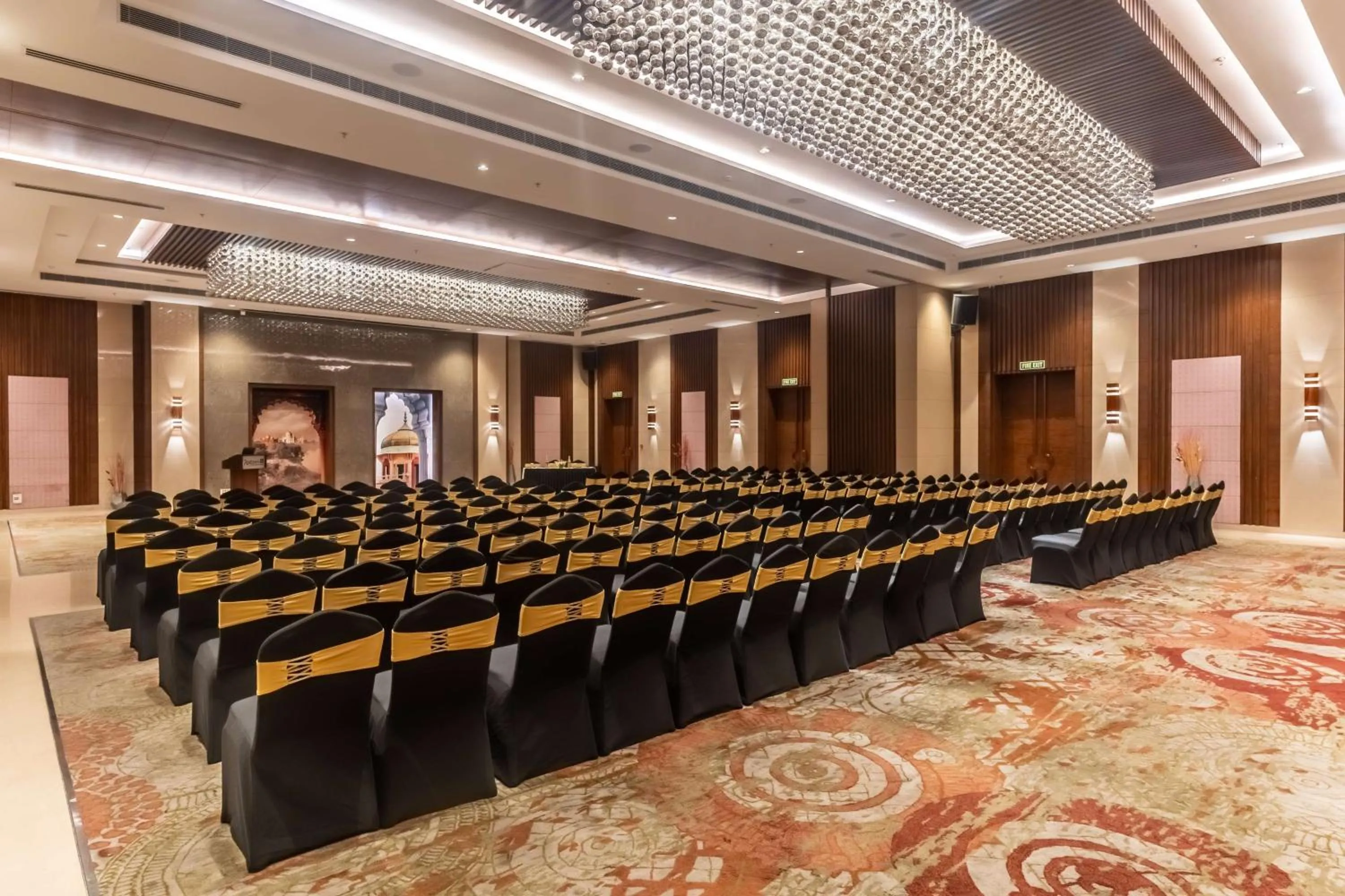 Banquet/Function facilities in Radisson Blu Hotel, Greater Noida