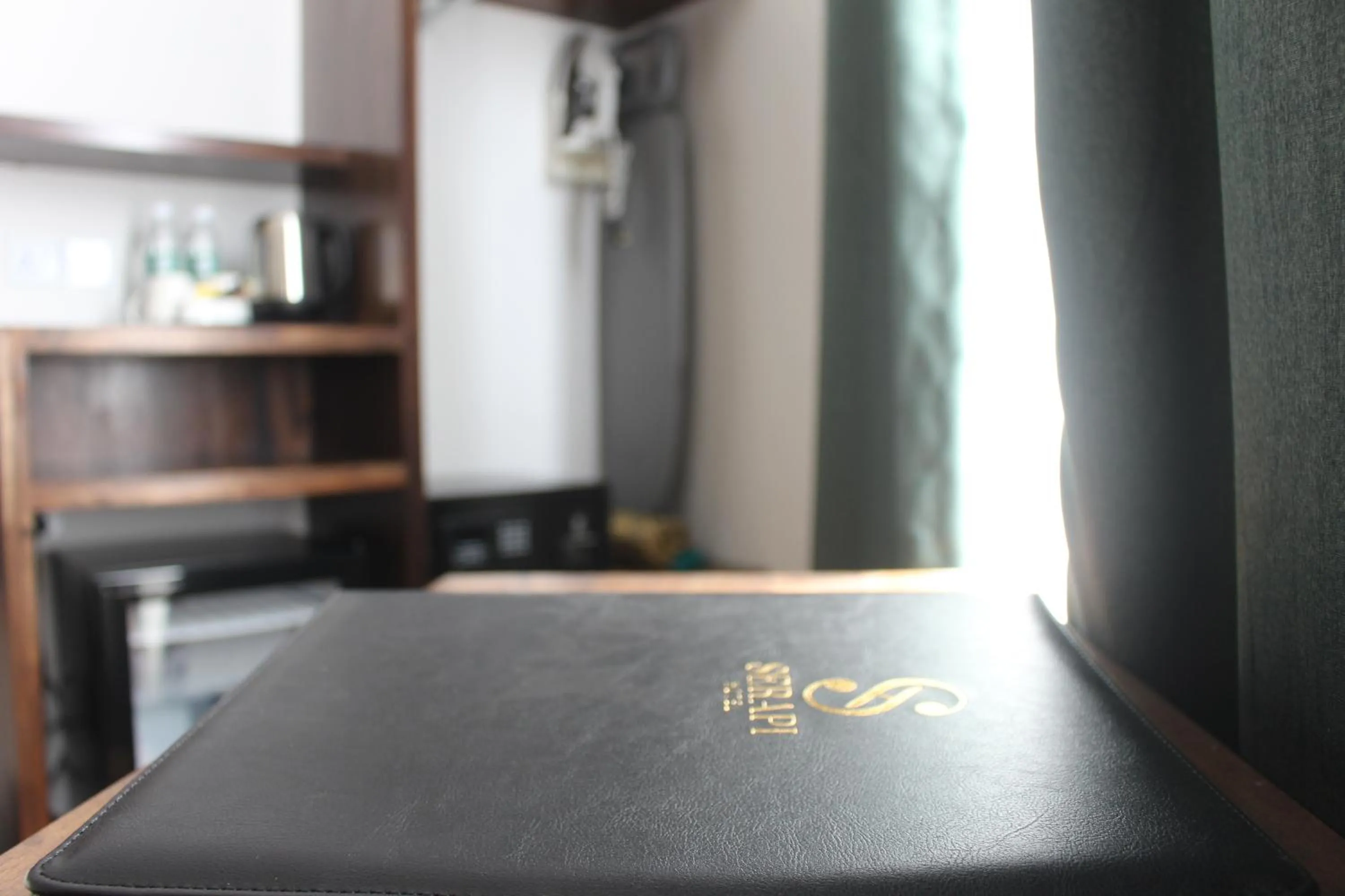 Bedroom in Serapi Hotel