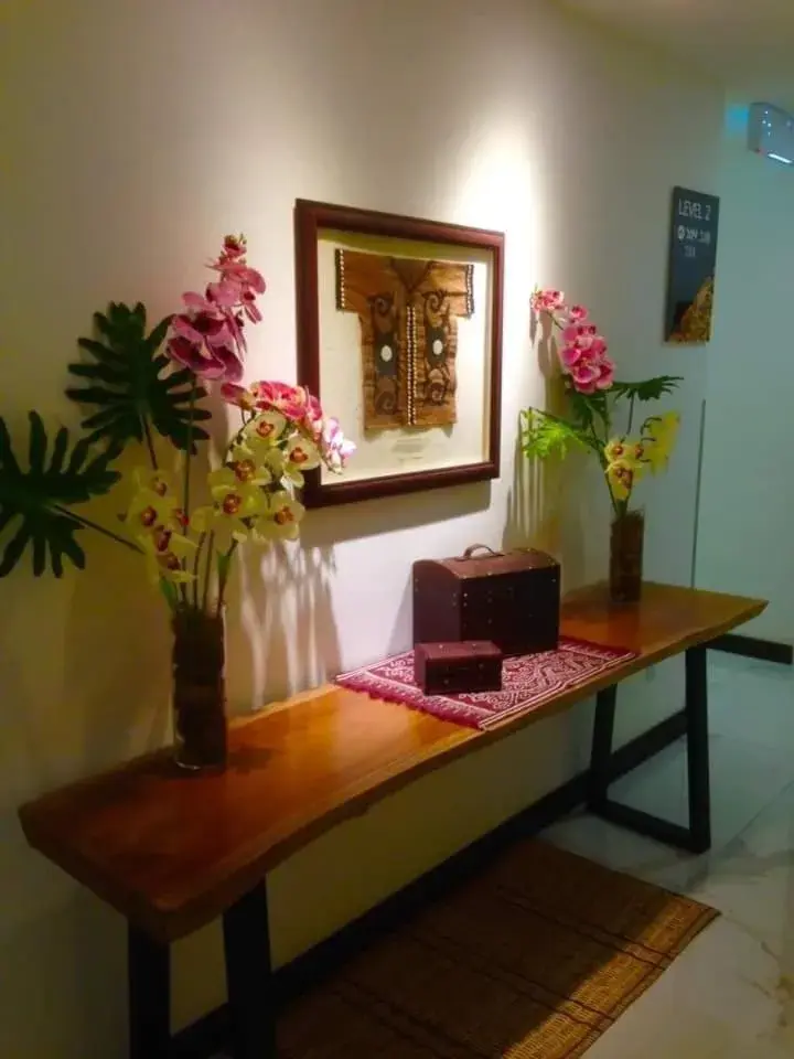 Property building in Serapi Hotel Property building in Serapi Hotel