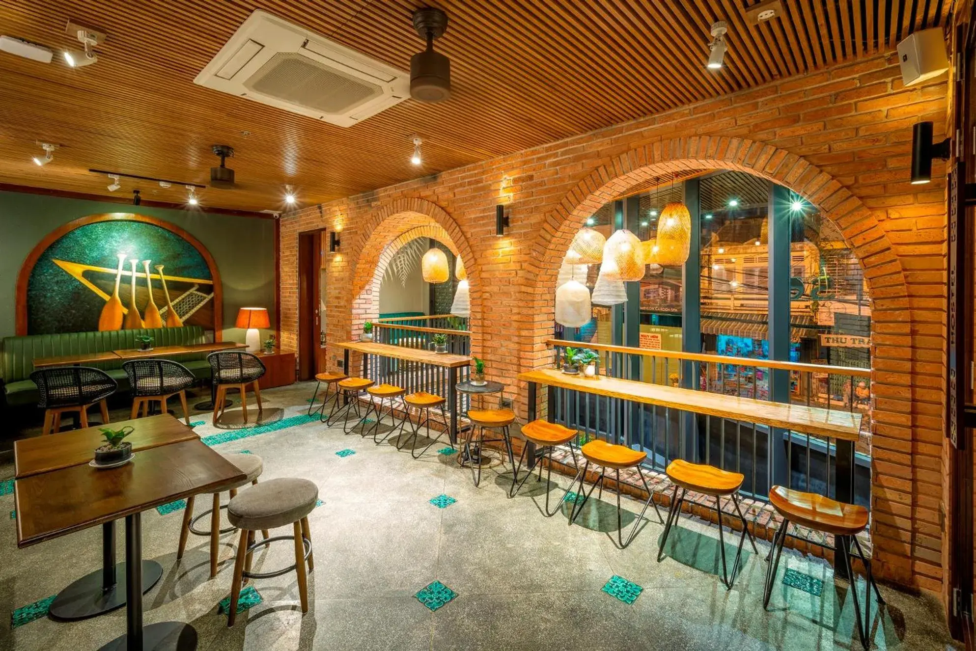 Restaurant/places to eat in Seahorse Han Market Da Nang Apartment by Haviland Restaurant/places to eat in Seahorse Han Market Da Nang Apartment by Haviland