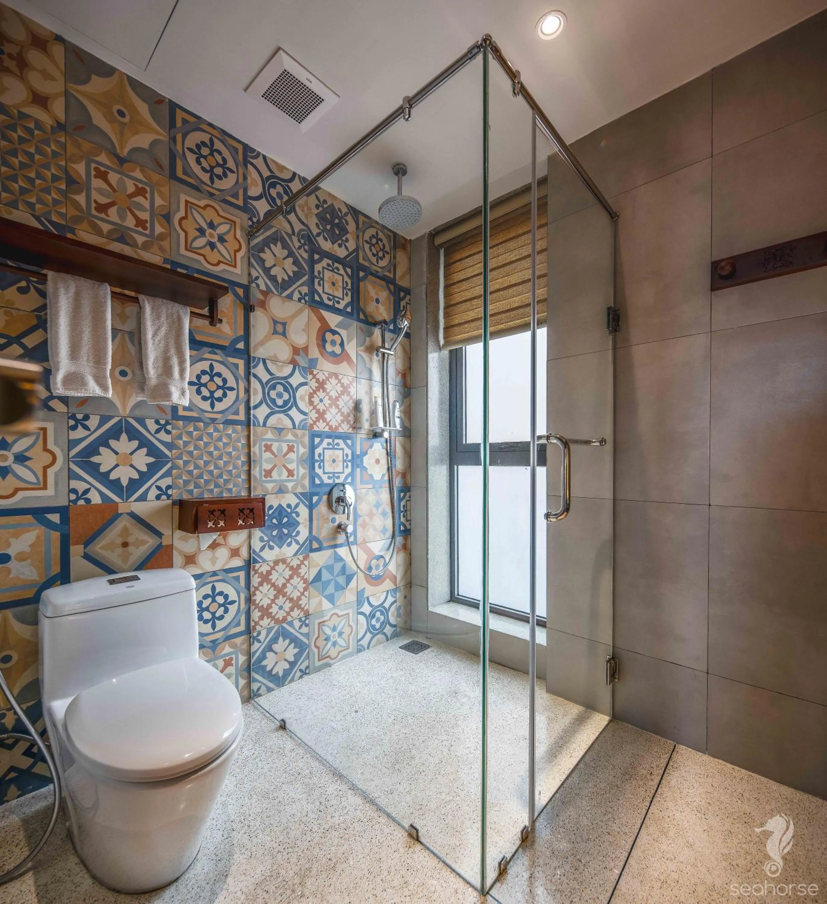 Bathroom in Seahorse Han Market Da Nang Apartment by Haviland