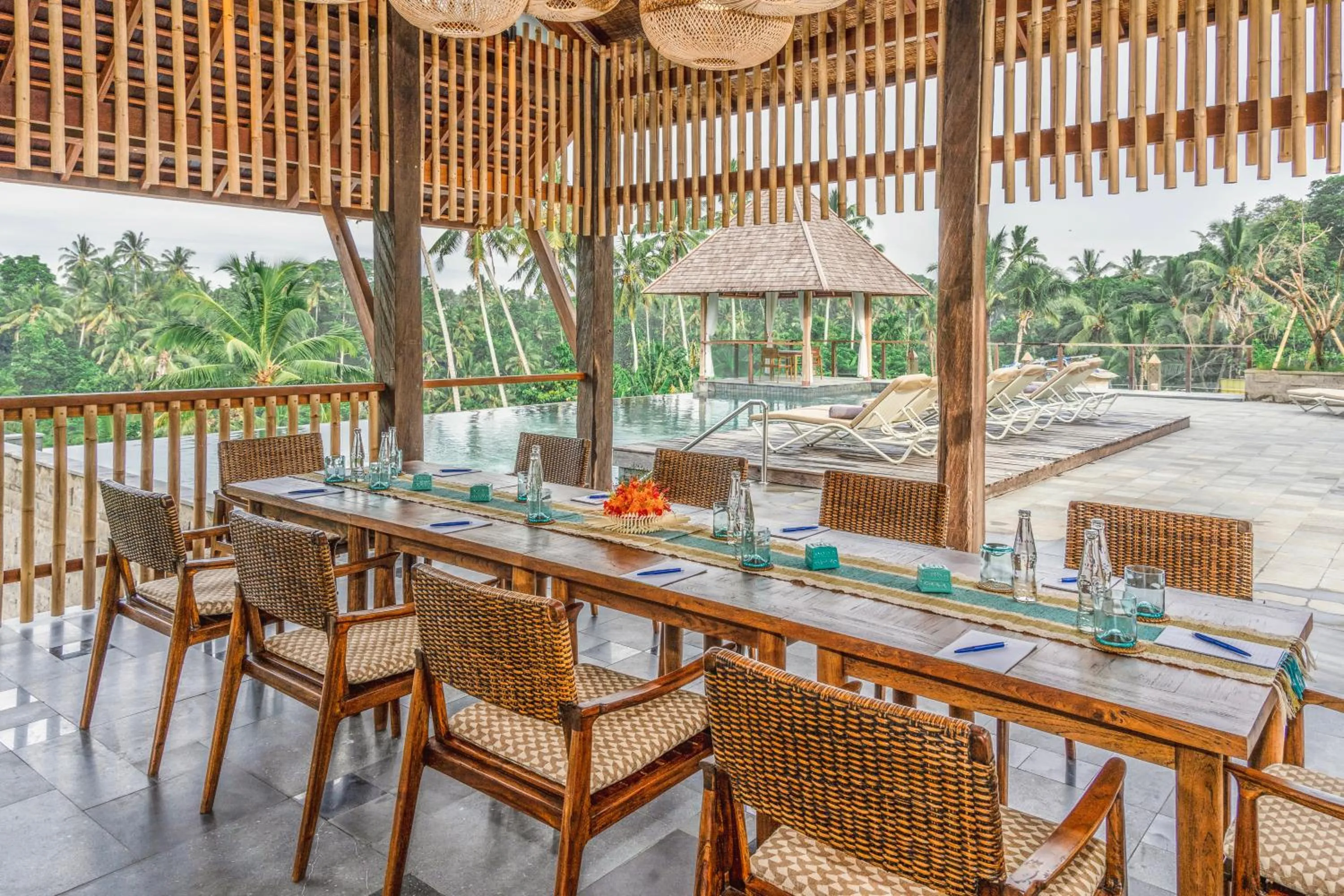 Restaurant/places to eat in Tejaprana Bisma - CHSE Certified