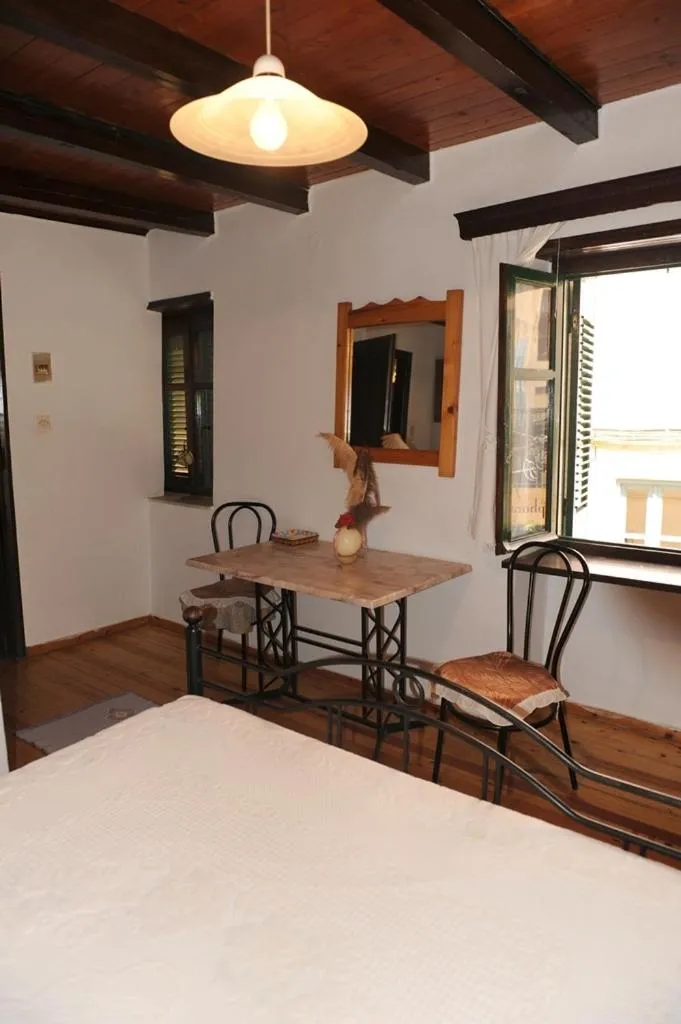 Studio (2 Adults) in Eleonora